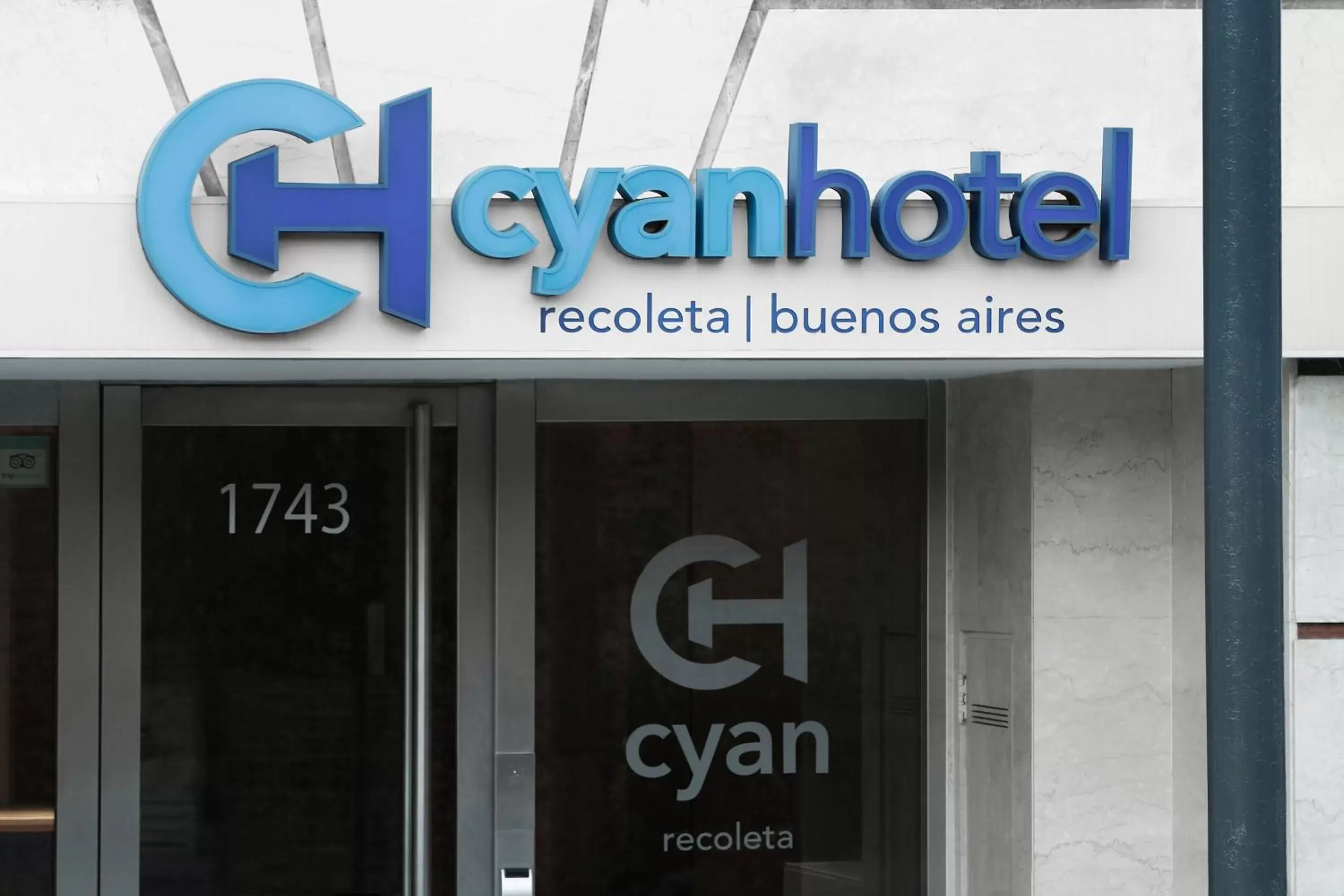 Facade/entrance, Property Logo/Sign in Cyan Recoleta Hotel