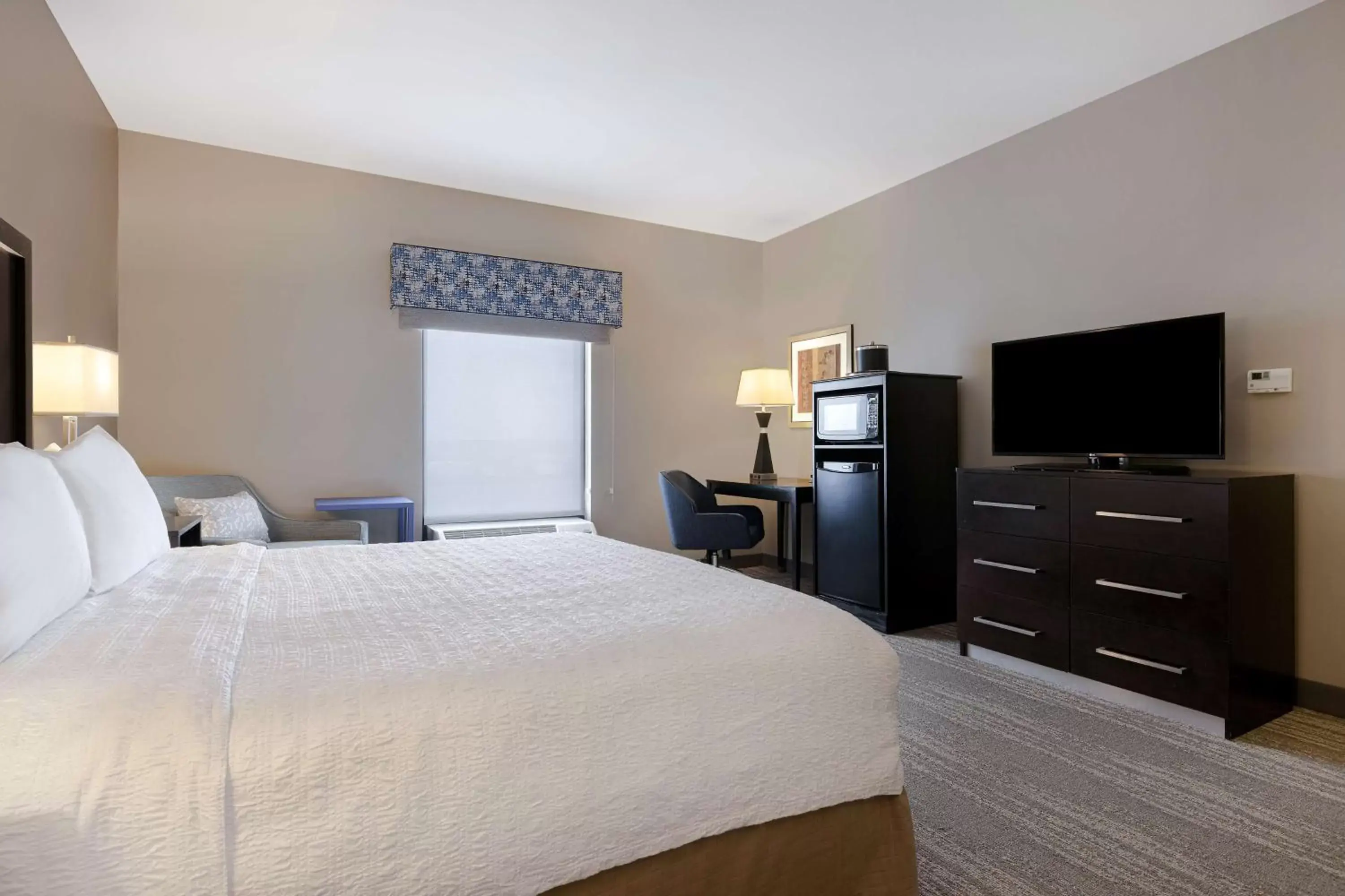 Bed in Hampton Inn & Suites Tampa Northwest/Oldsmar