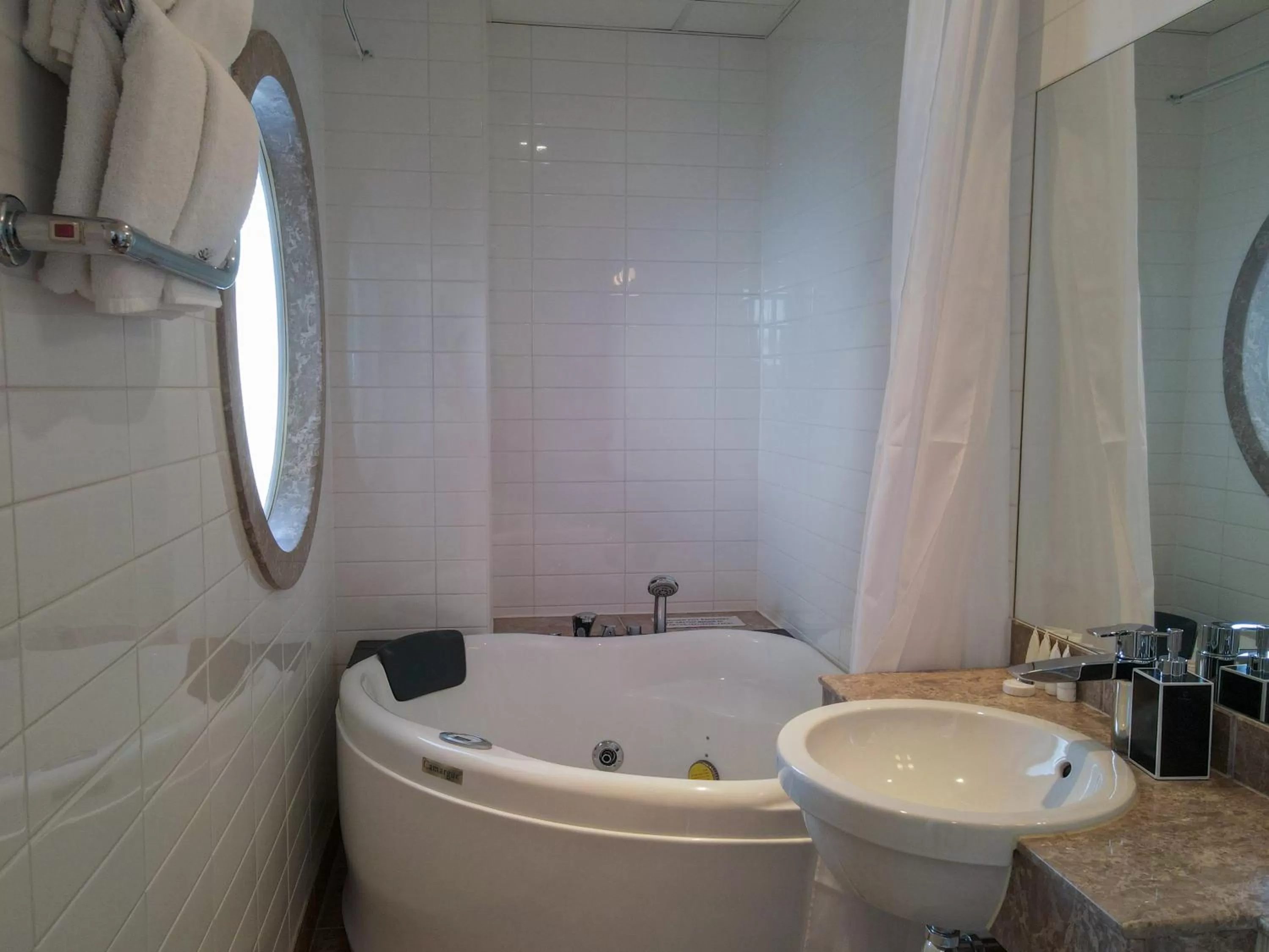 Property building in Brommavik Hotel