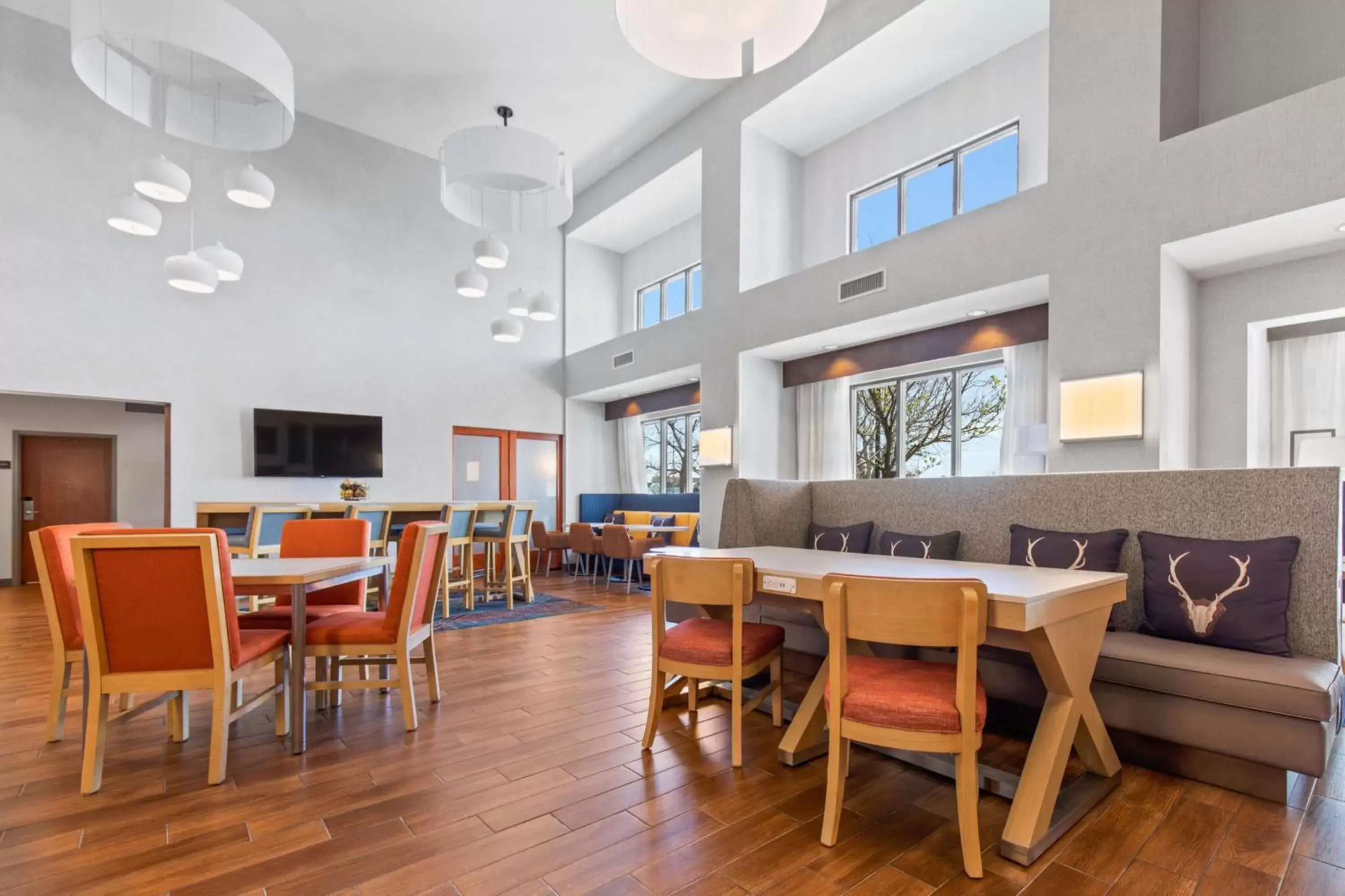 Lobby or reception, Restaurant/Places to Eat in Hampton Inn & Suites Greeley