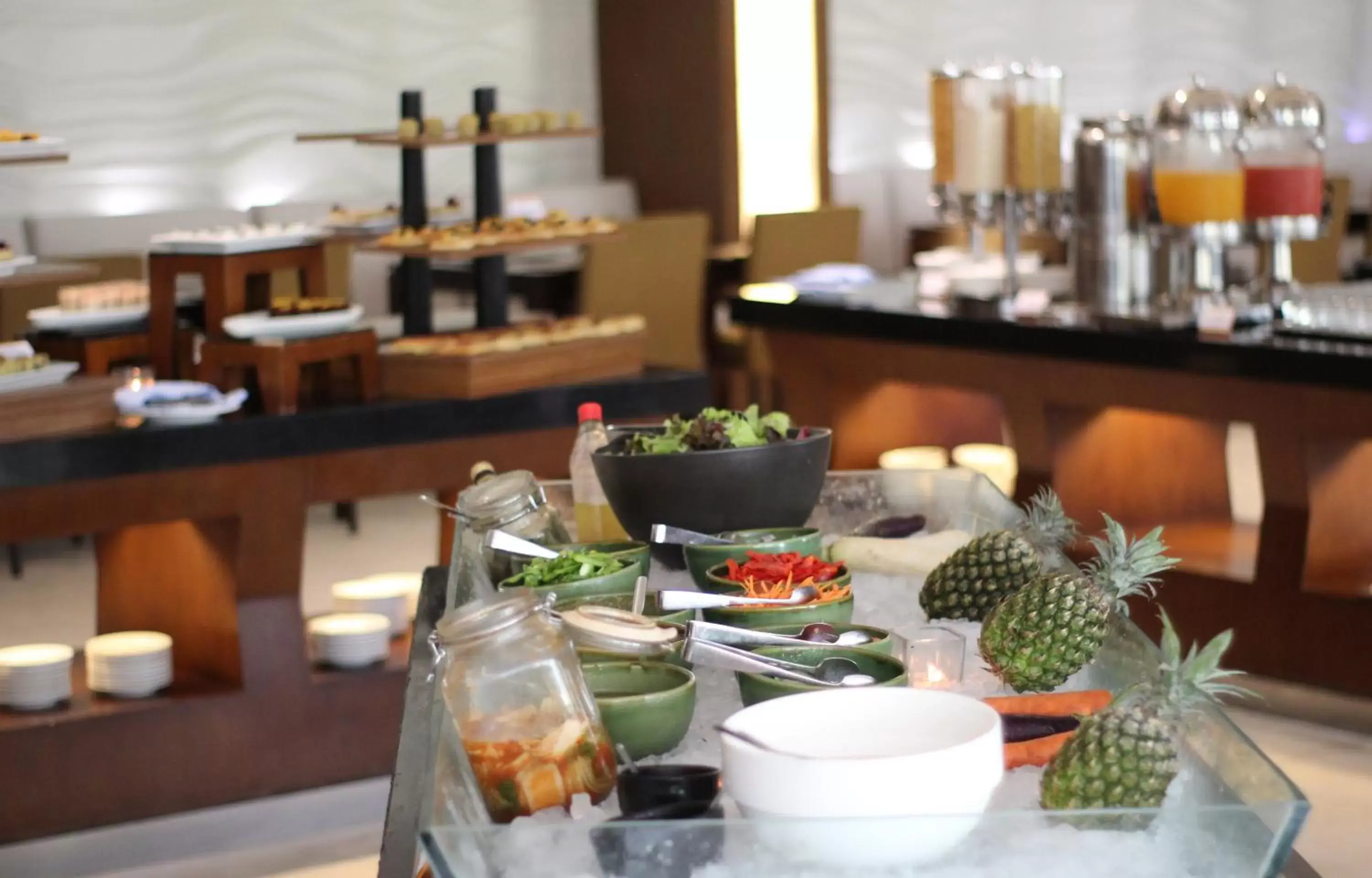 Buffet breakfast, Restaurant/Places to Eat in Golden Tulip Jineng Resort Bali