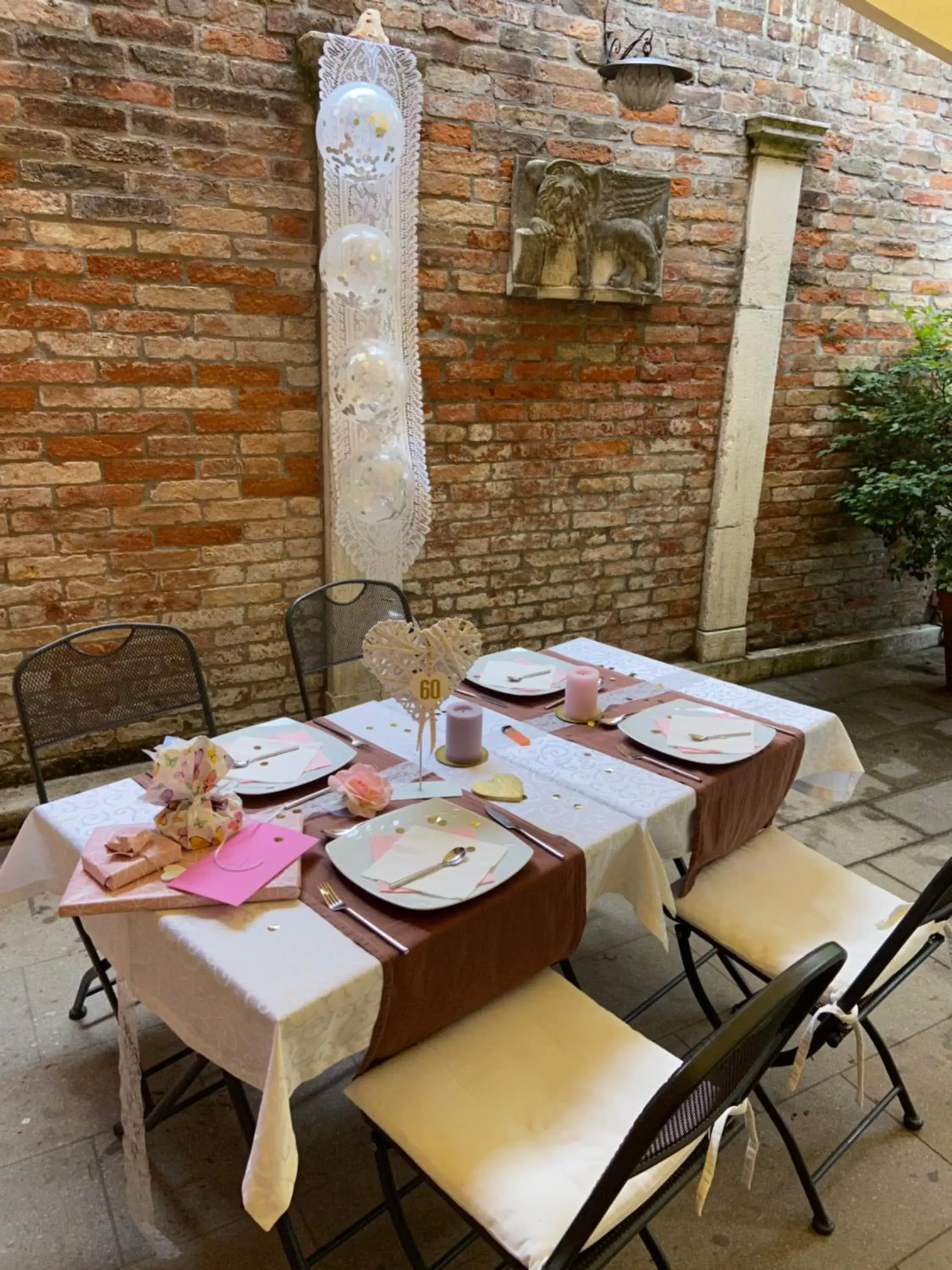 Balcony/Terrace, Restaurant/Places to Eat in Hotel Sant'Antonin