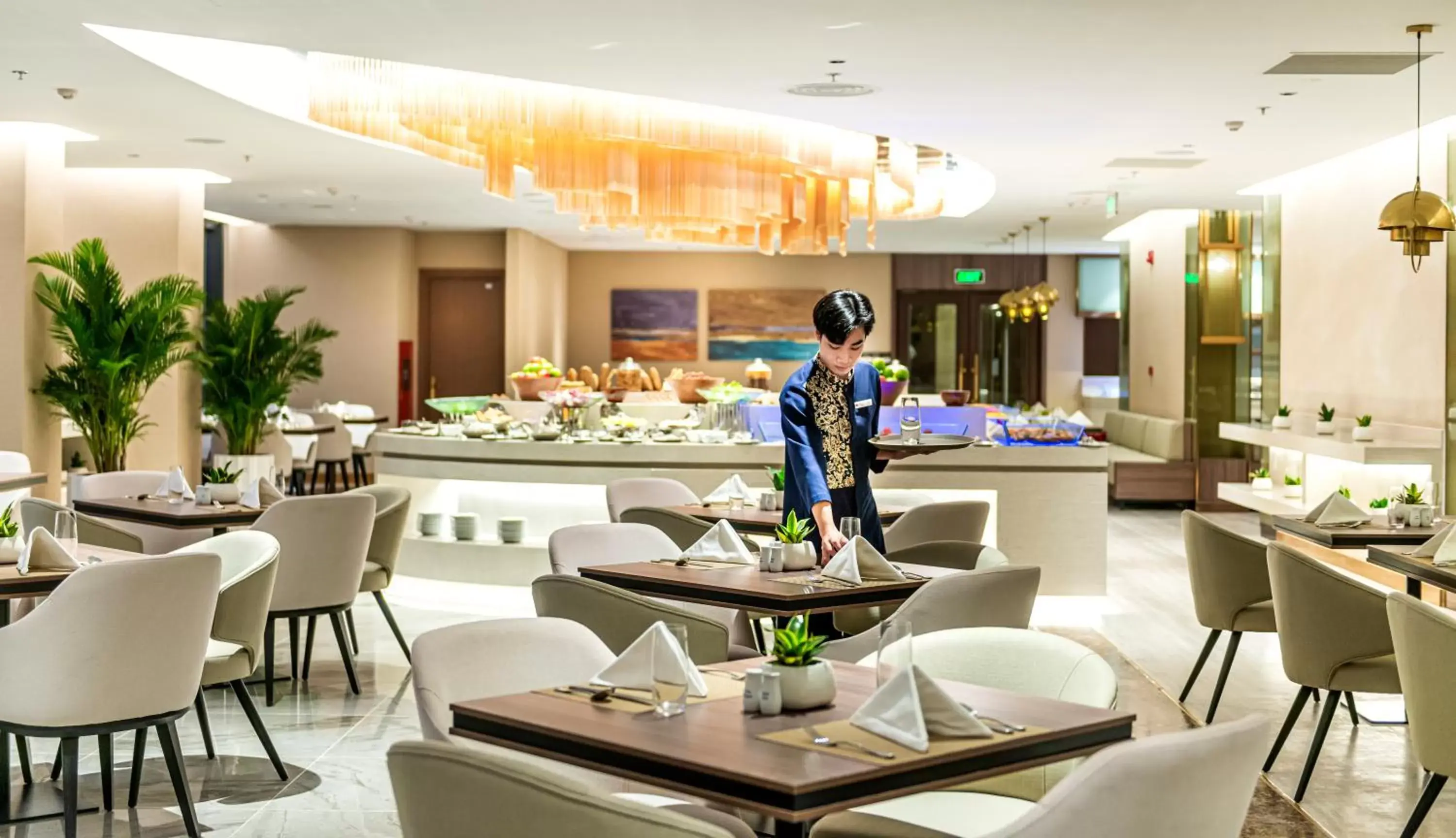 Restaurant/Places to Eat in Best Western Premier Sapphire Ha Long