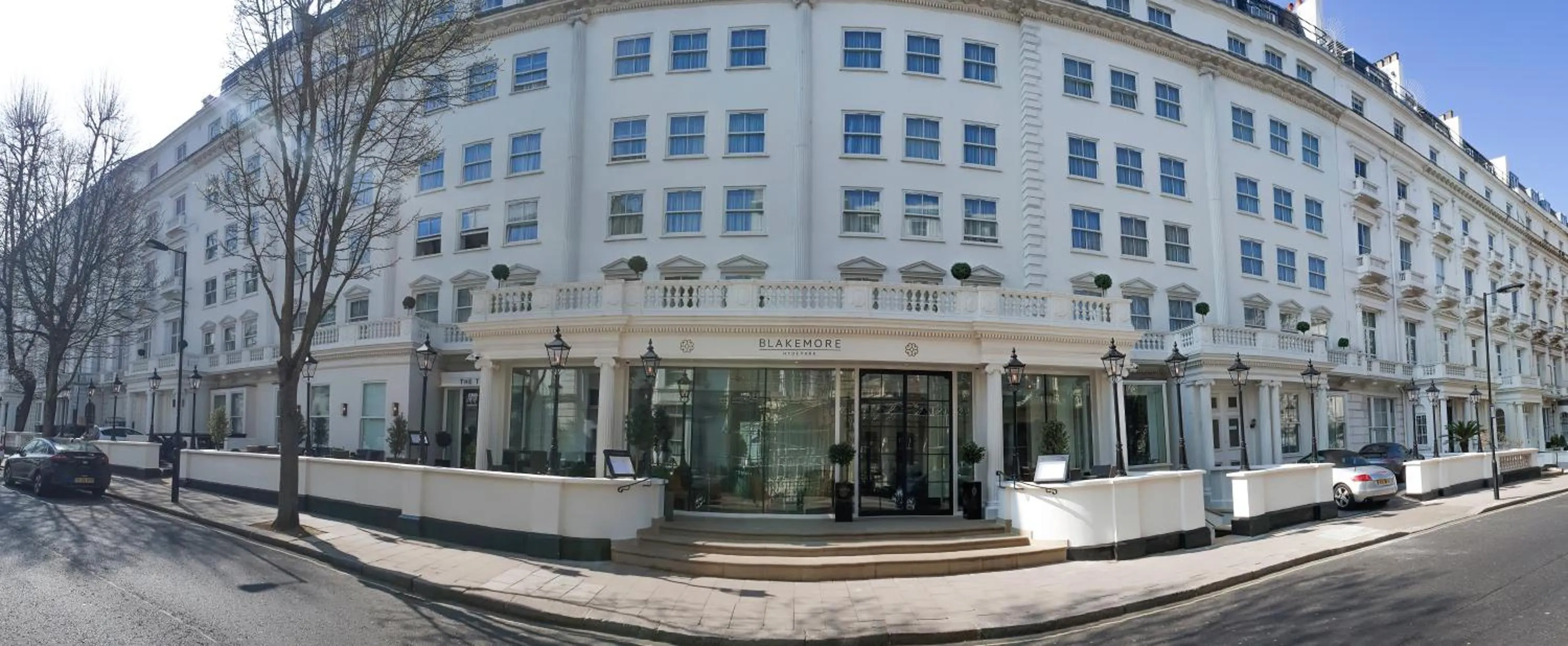 Property building in Blakemore Hyde Park