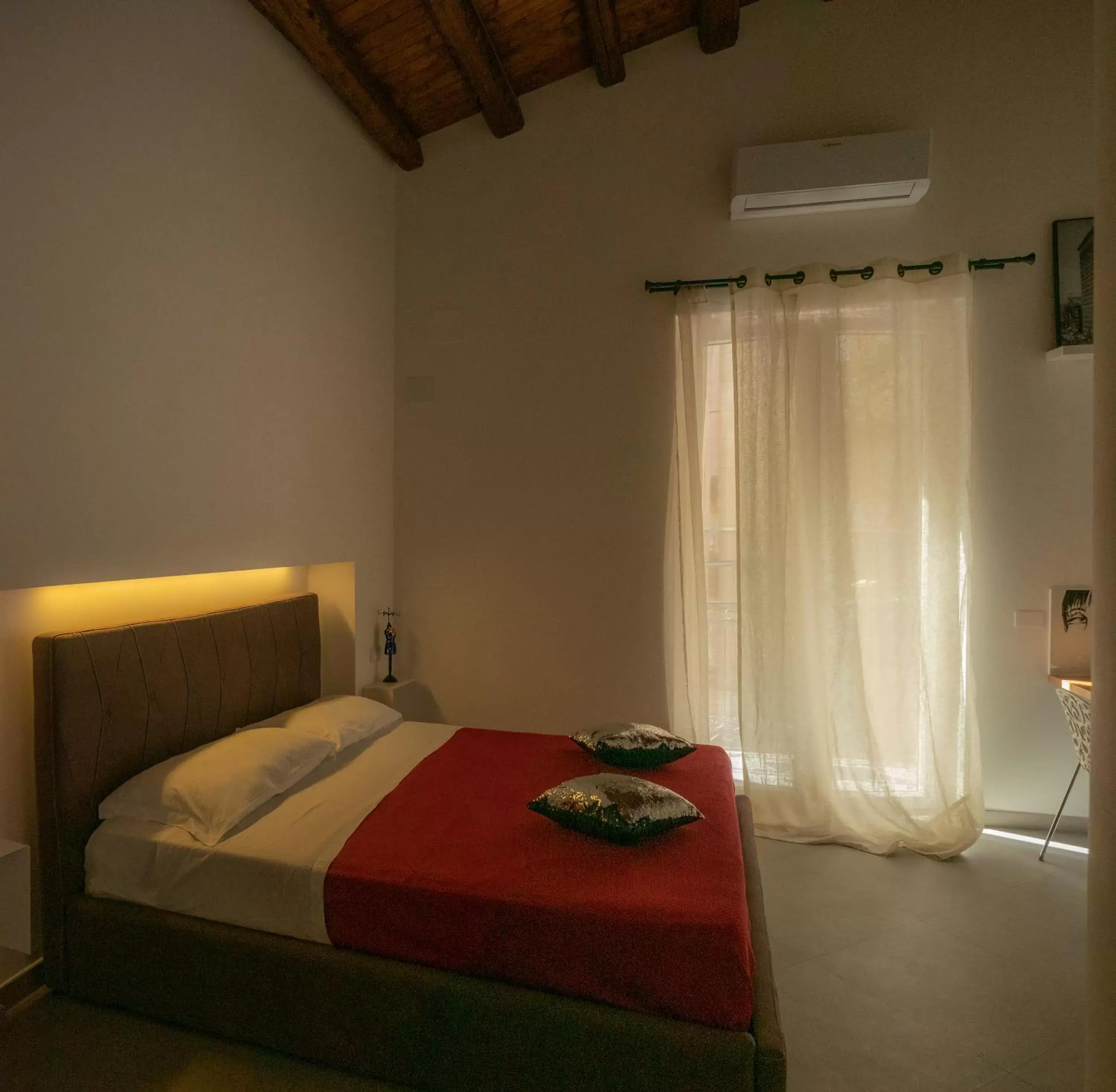 Bed in San Francesco Rooms and Apartment with Terrace in Palermo