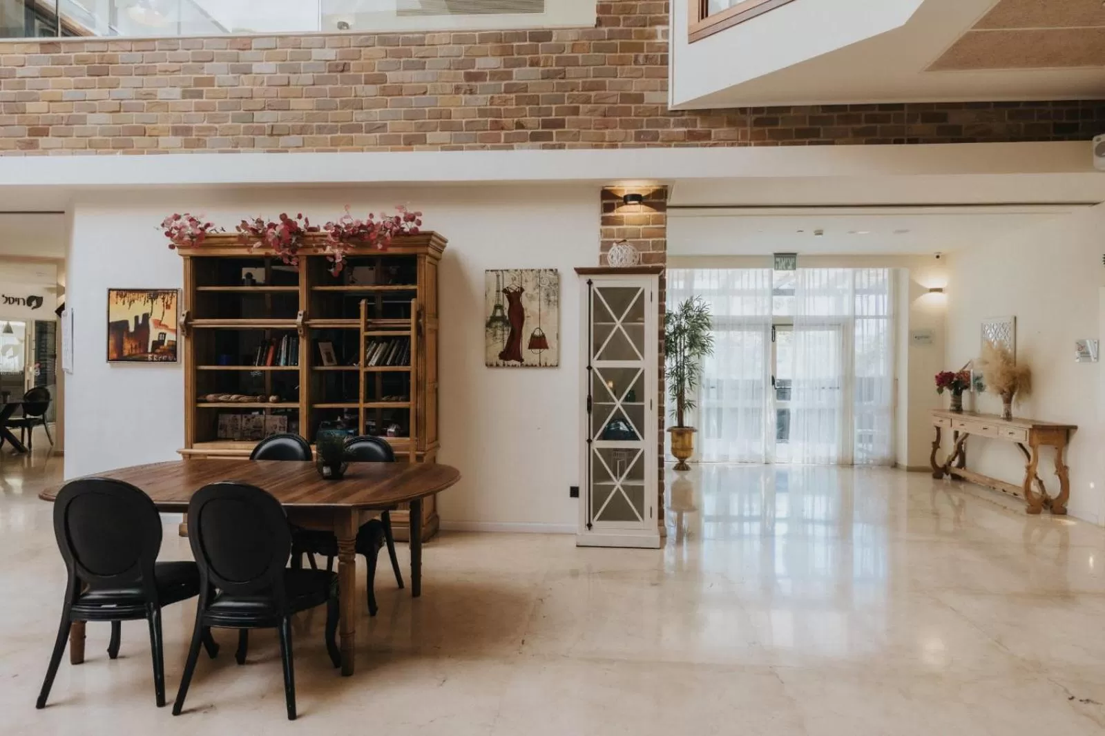 Seating area in Garden Hotel Boutique & Events