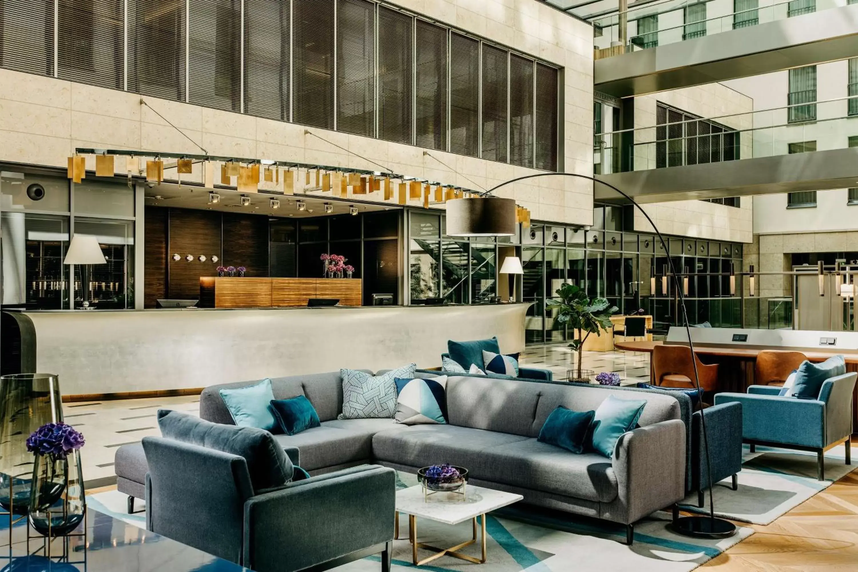 Lobby or reception in Hotel Kö59 Düsseldorf - Member of Hommage Luxury Hotels Collection