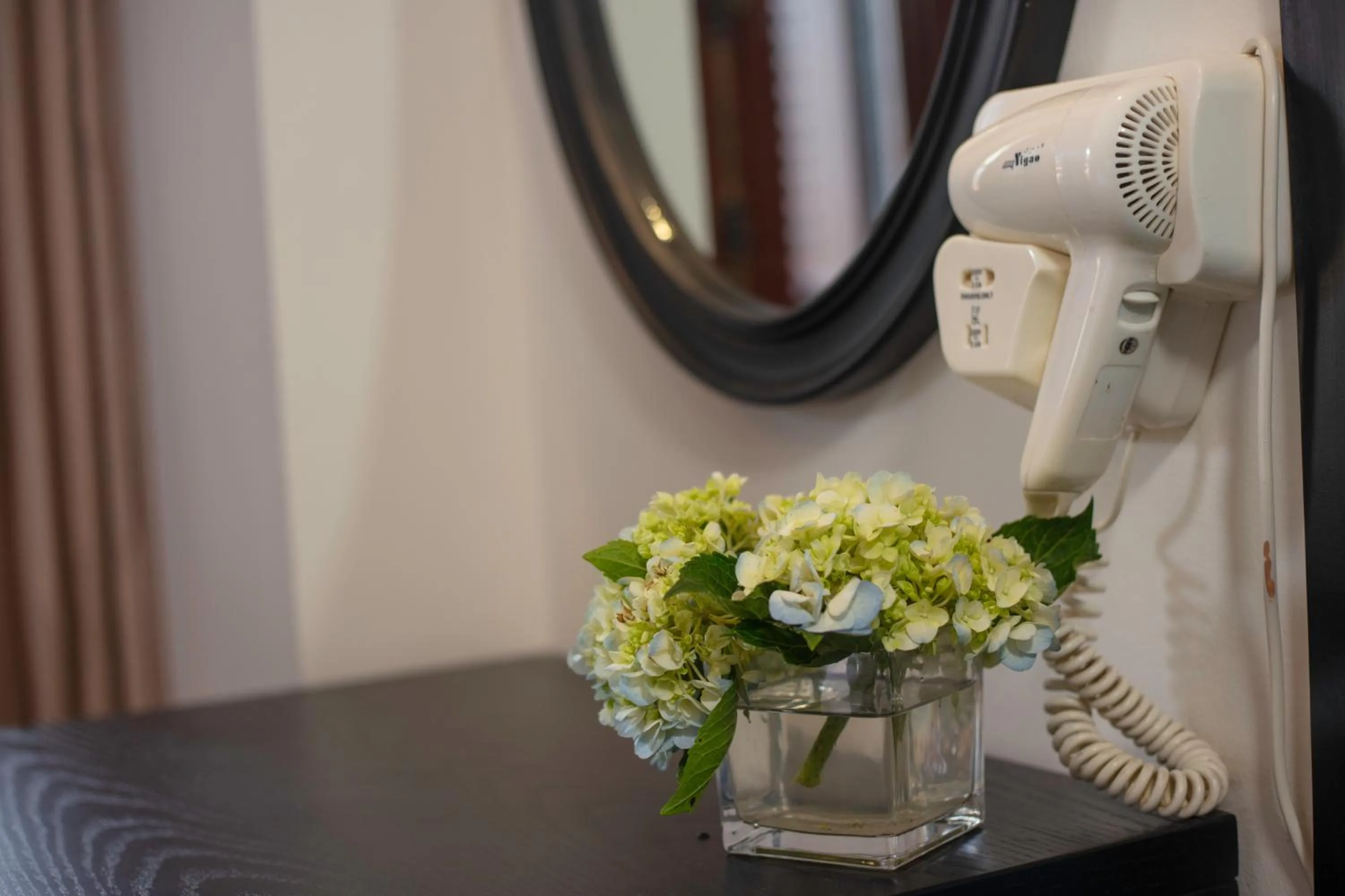 heating in Queen Light Hotel - Ha Noi Old Quater