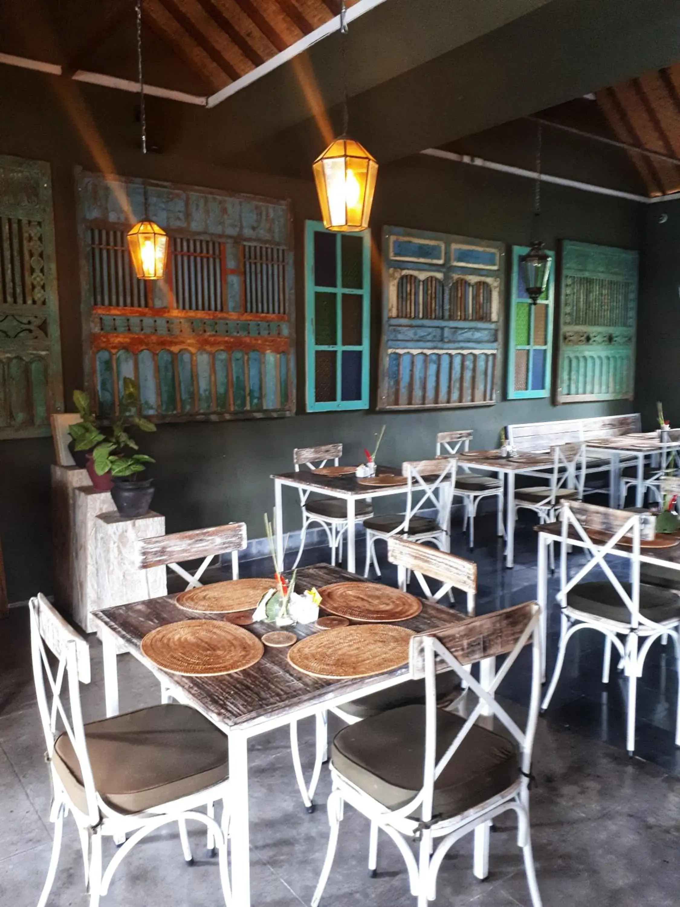 Restaurant/Places to Eat in Sapodilla Ubud