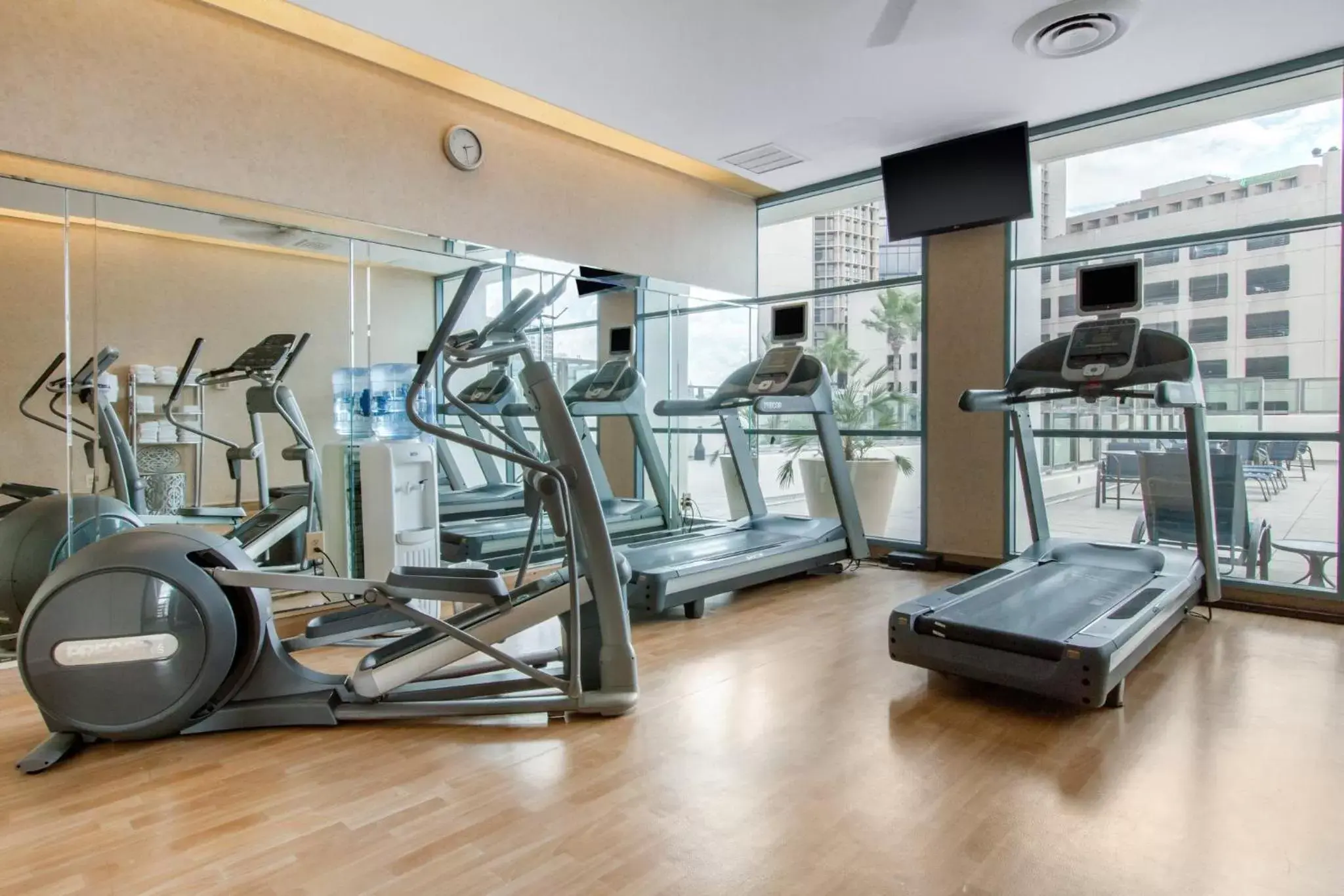Fitness centre/facilities, Fitness Center/Facilities in Omni Corpus Christi Hotel