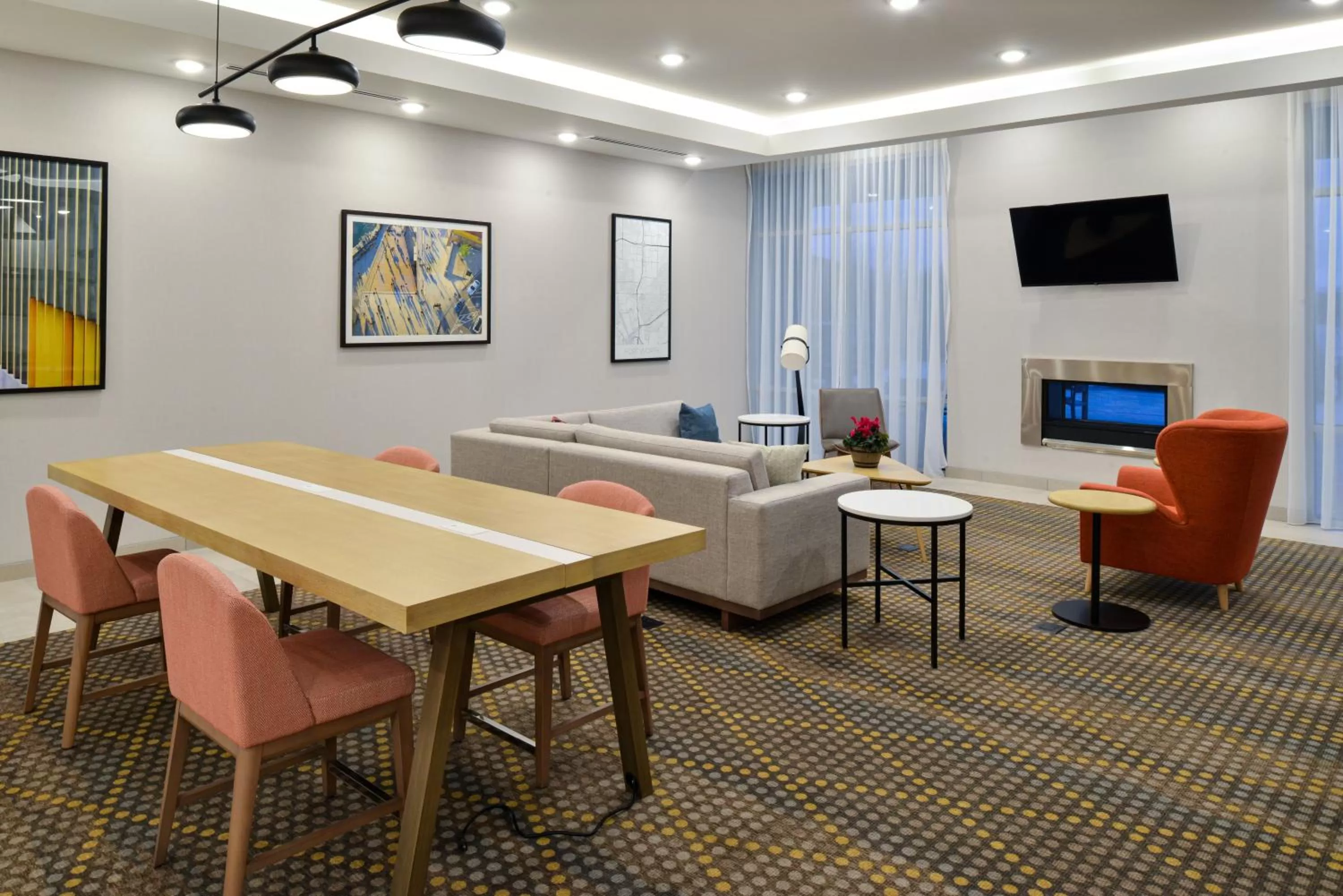 Property building in Holiday Inn Fort Worth - Alliance by IHG