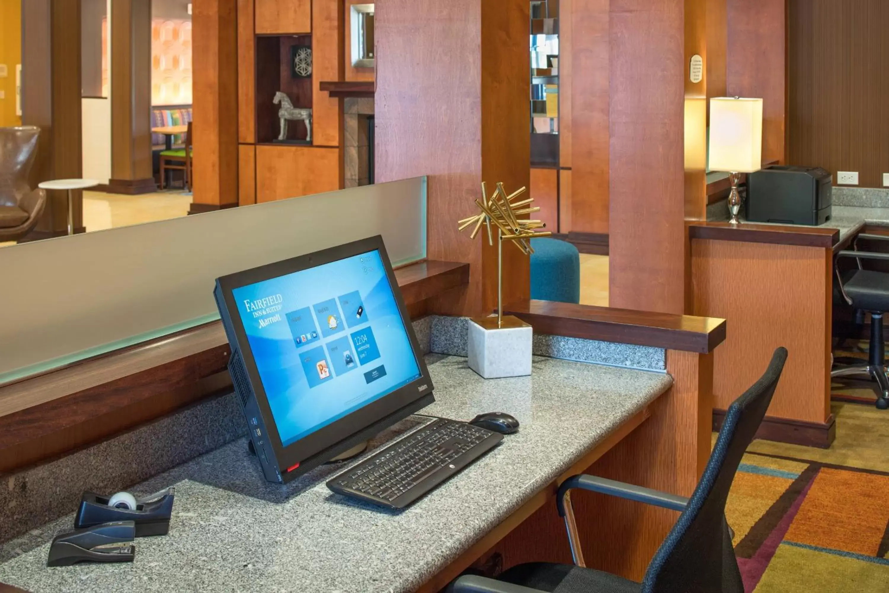 Business facilities, Business Area/Conference Room in Fairfield Inn & Suites by Marriott Portland North