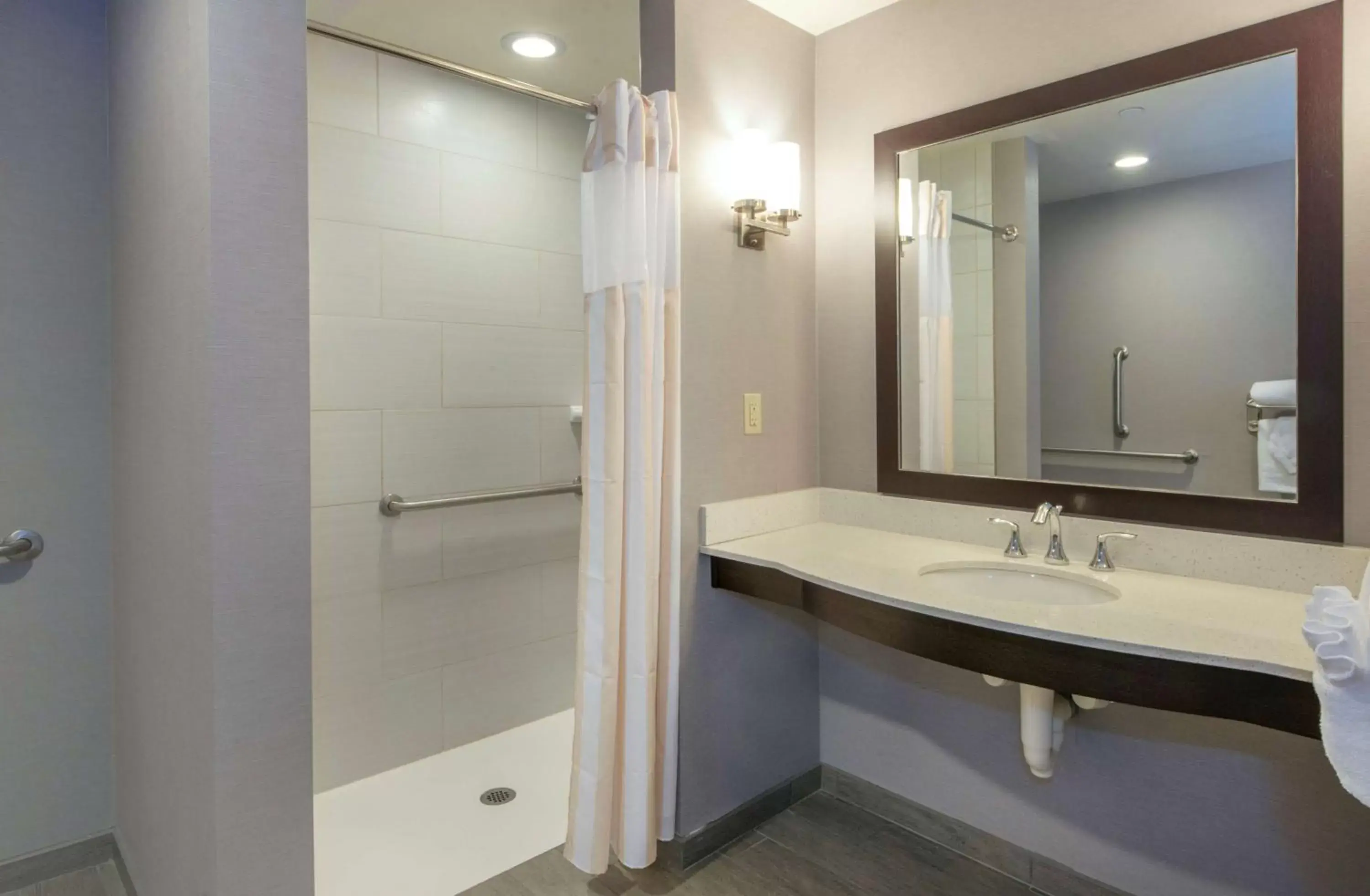 Shower, Bathroom in Hilton Garden Inn Raleigh Cary