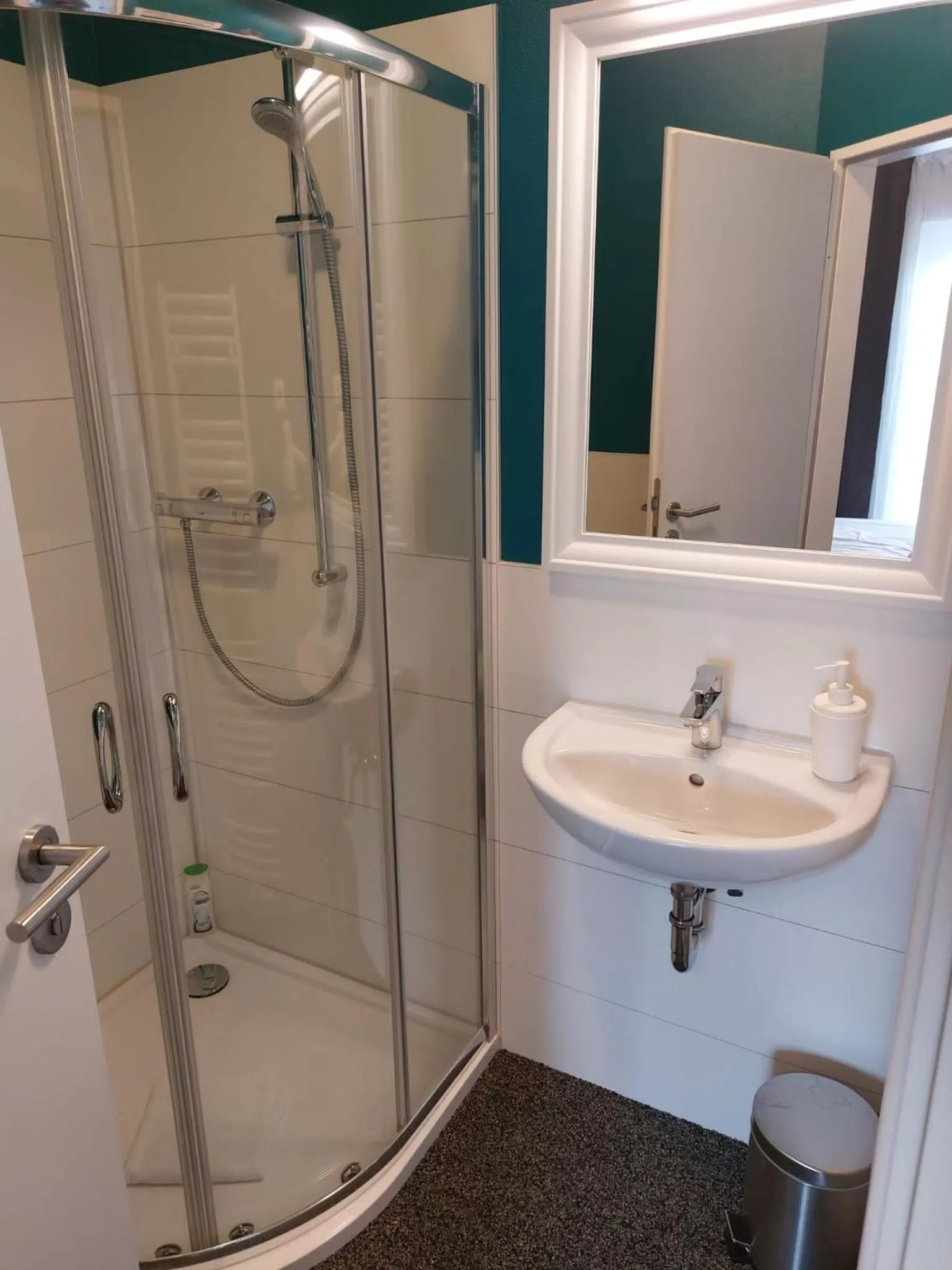 Bathroom in CASILINO Hotel A 20 Wismar