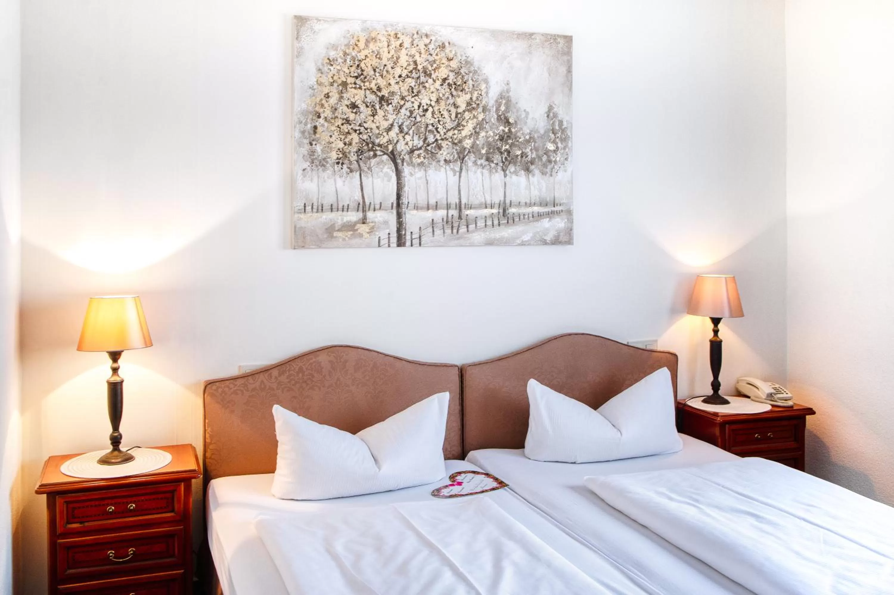 Bed in Hotel-Restaurant Central am Königshof