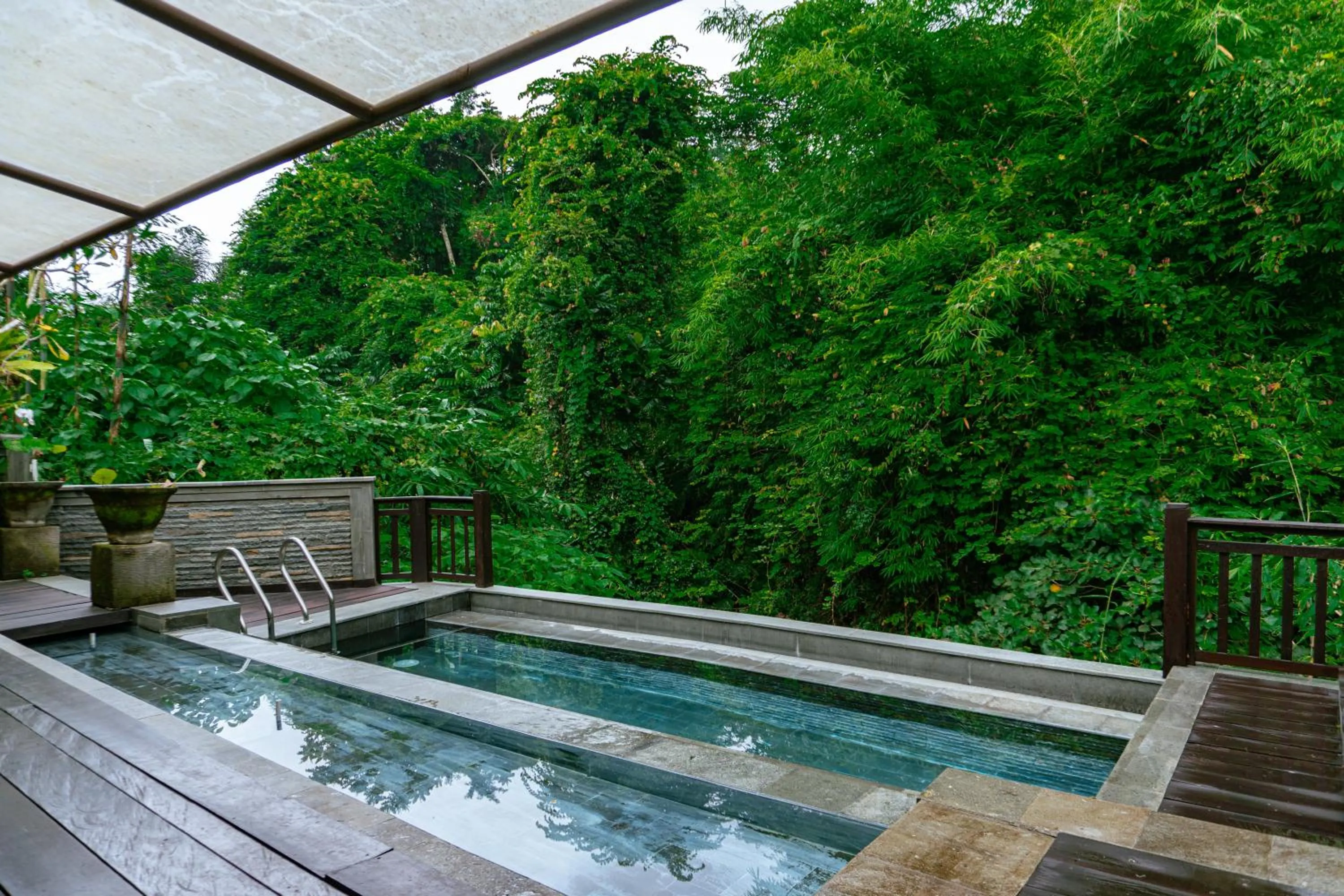 Swimming pool in The Pari Sudha