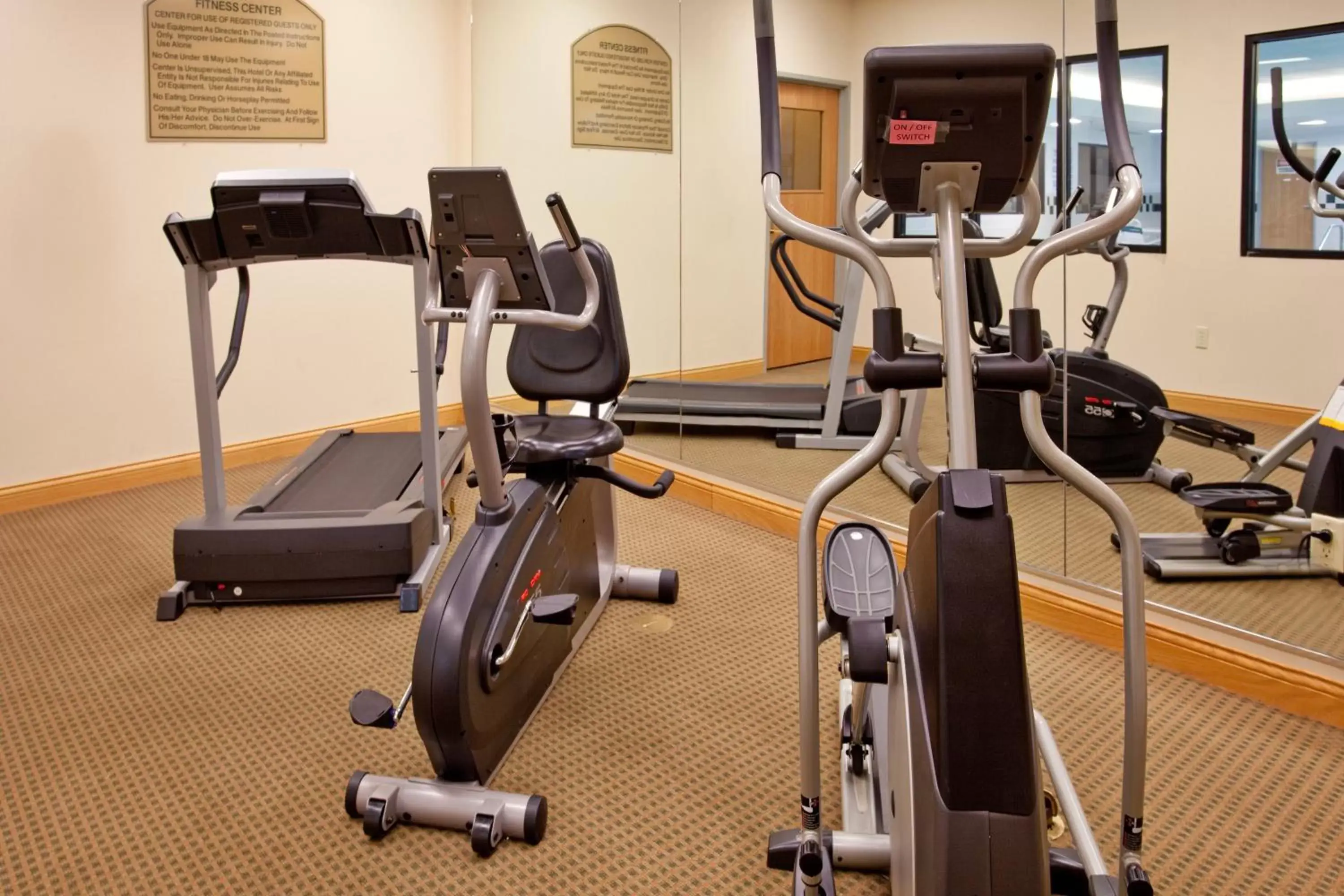 Fitness centre/facilities, Fitness Center/Facilities in Holiday Inn Express Hotel & Suites Elkhart-South, an IHG Hotel