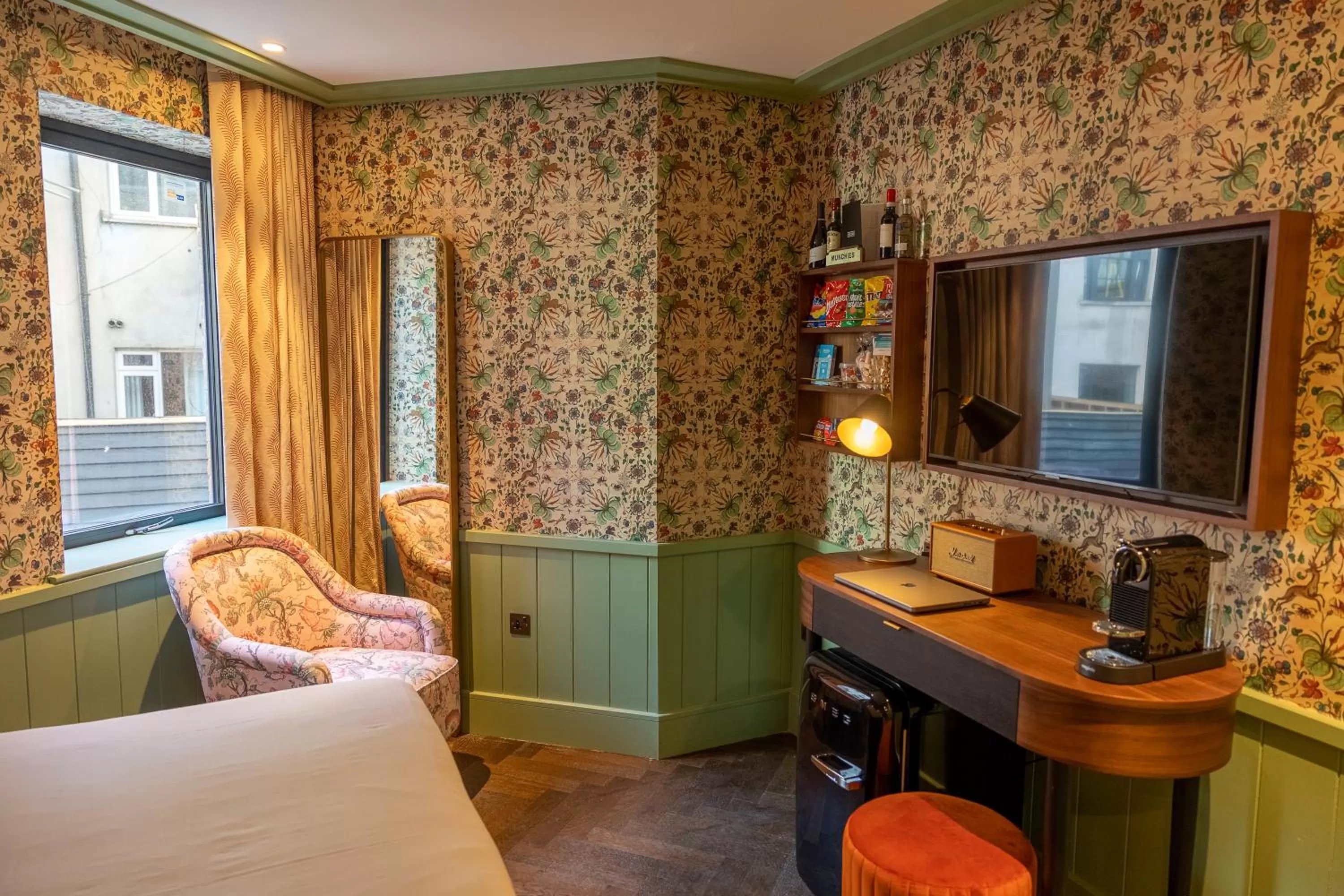 Bedroom, Bed in The Dean Dublin