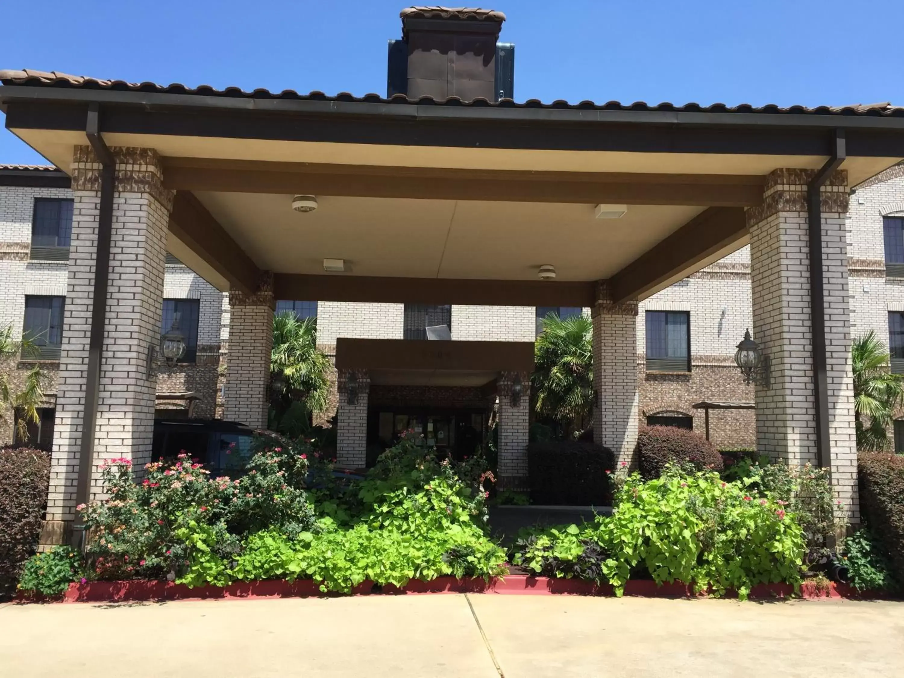 Facade/entrance, Property Building in Comfort Suites Marshall