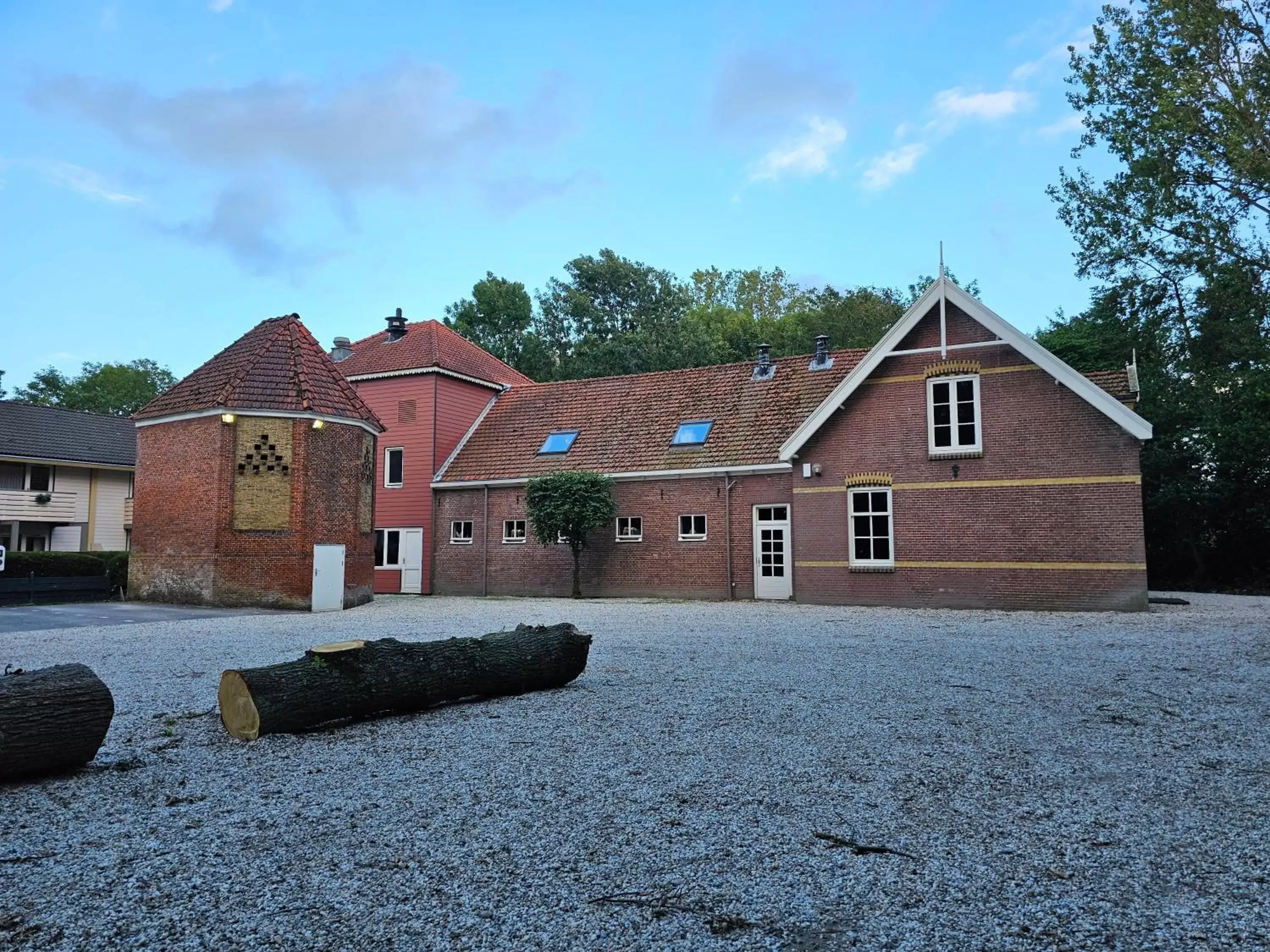 Property Building in Hotel Heemskerk