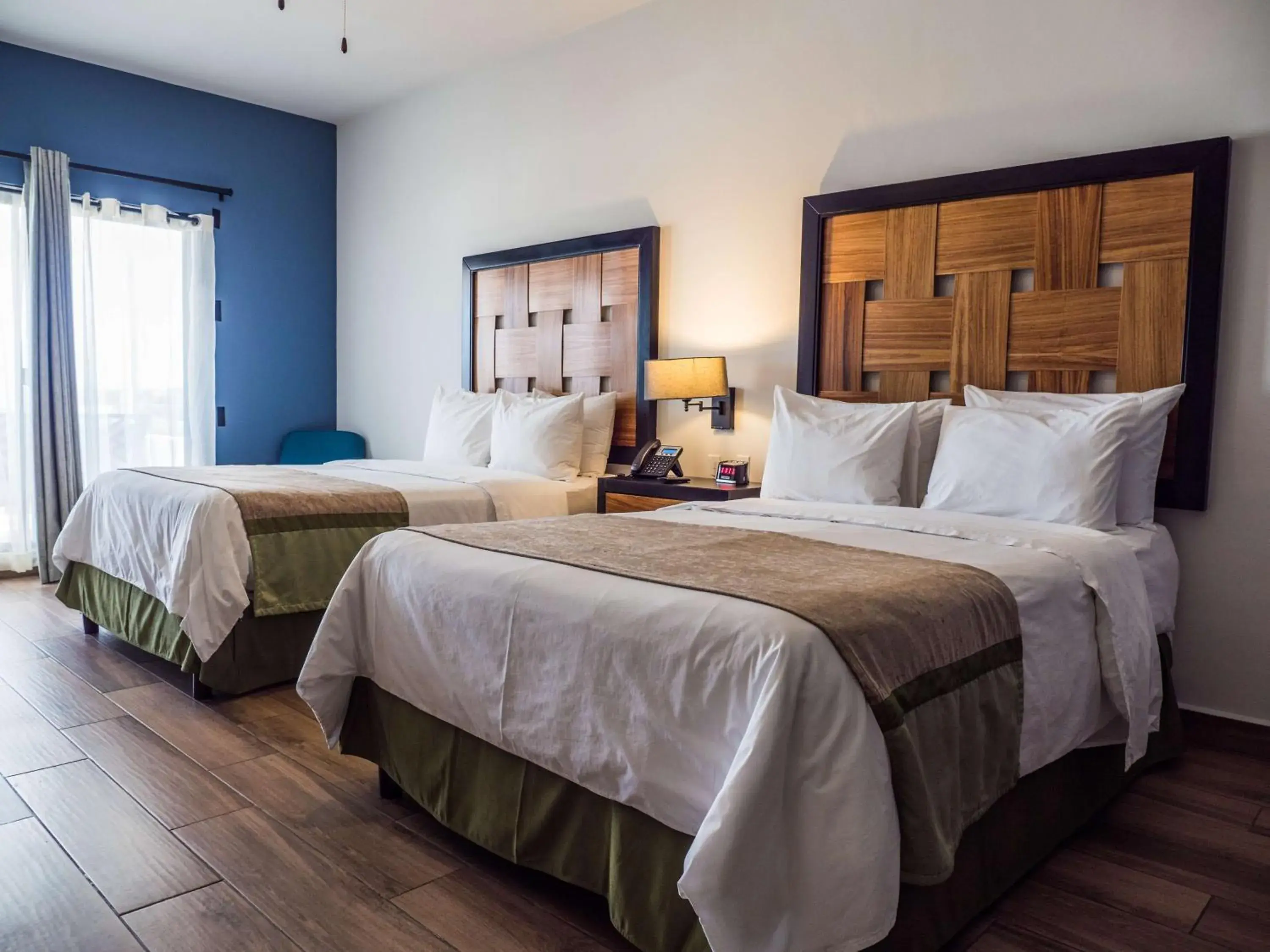 Double Room with Two Double Beds in Best Western Plus Sawari Hotel Double Room with Two Double Beds in Best Western Plus Sawari Hotel