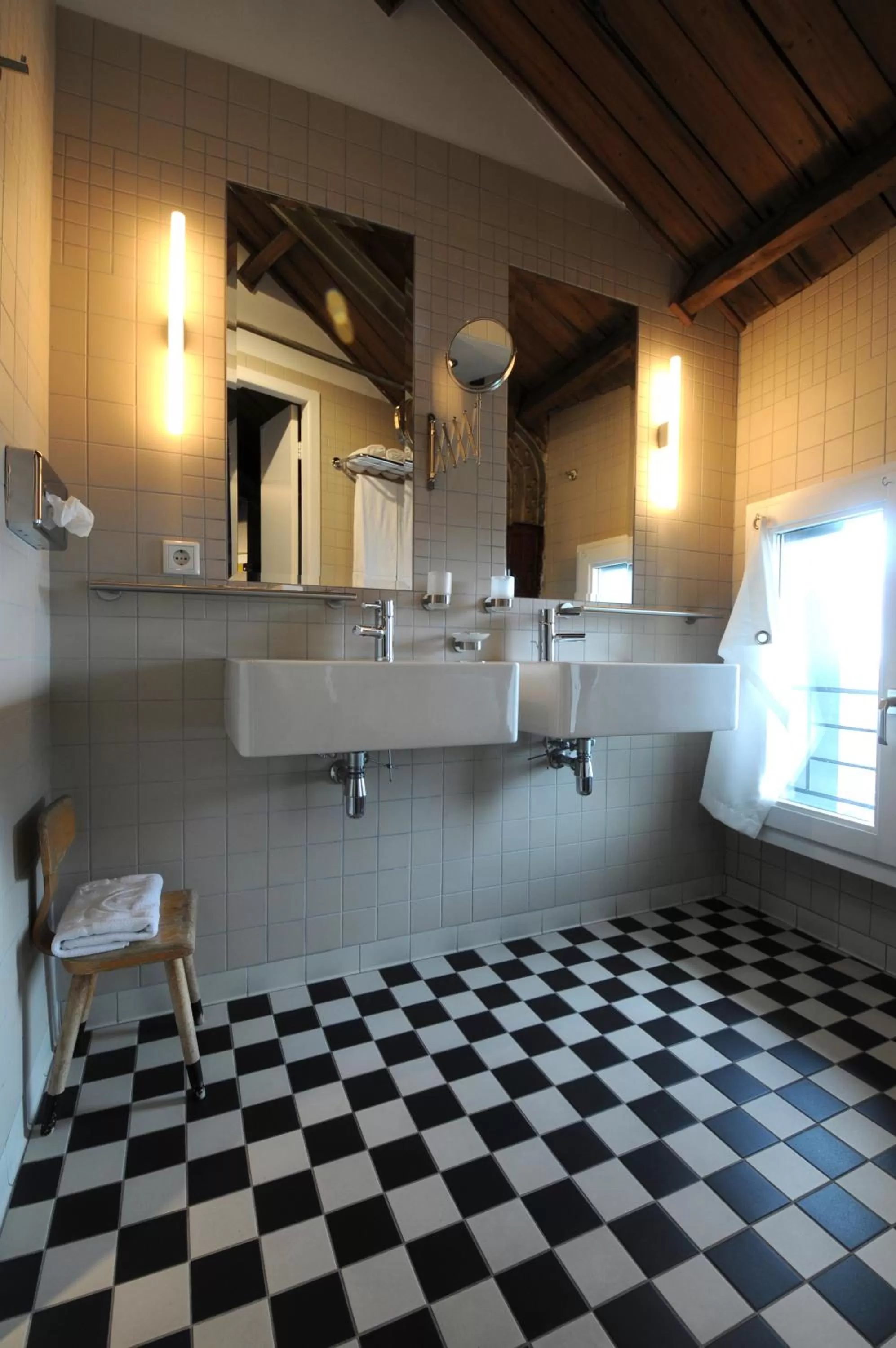 Bathroom in Villa Augustus