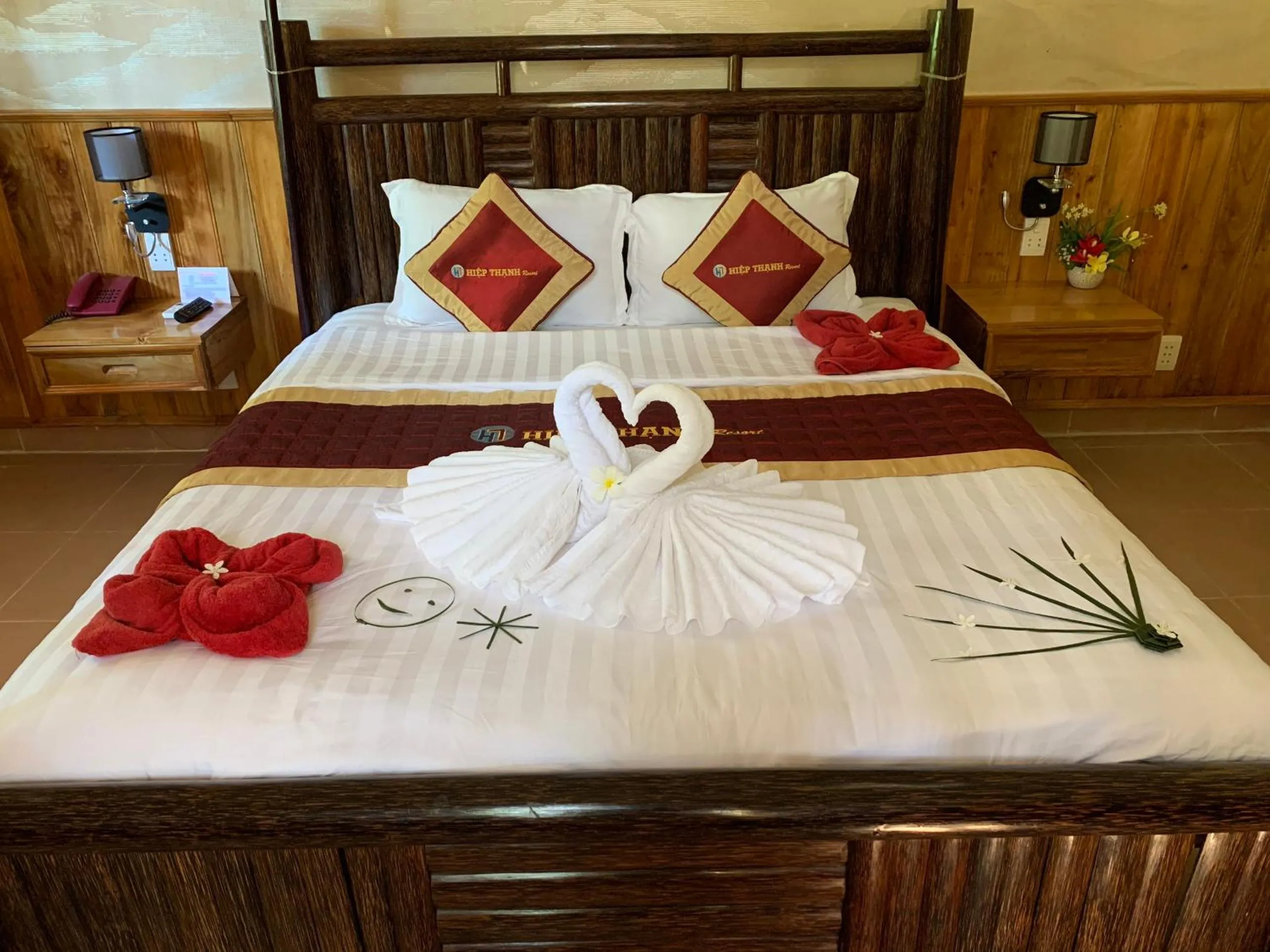 Bed in Hiep Thanh Resort
