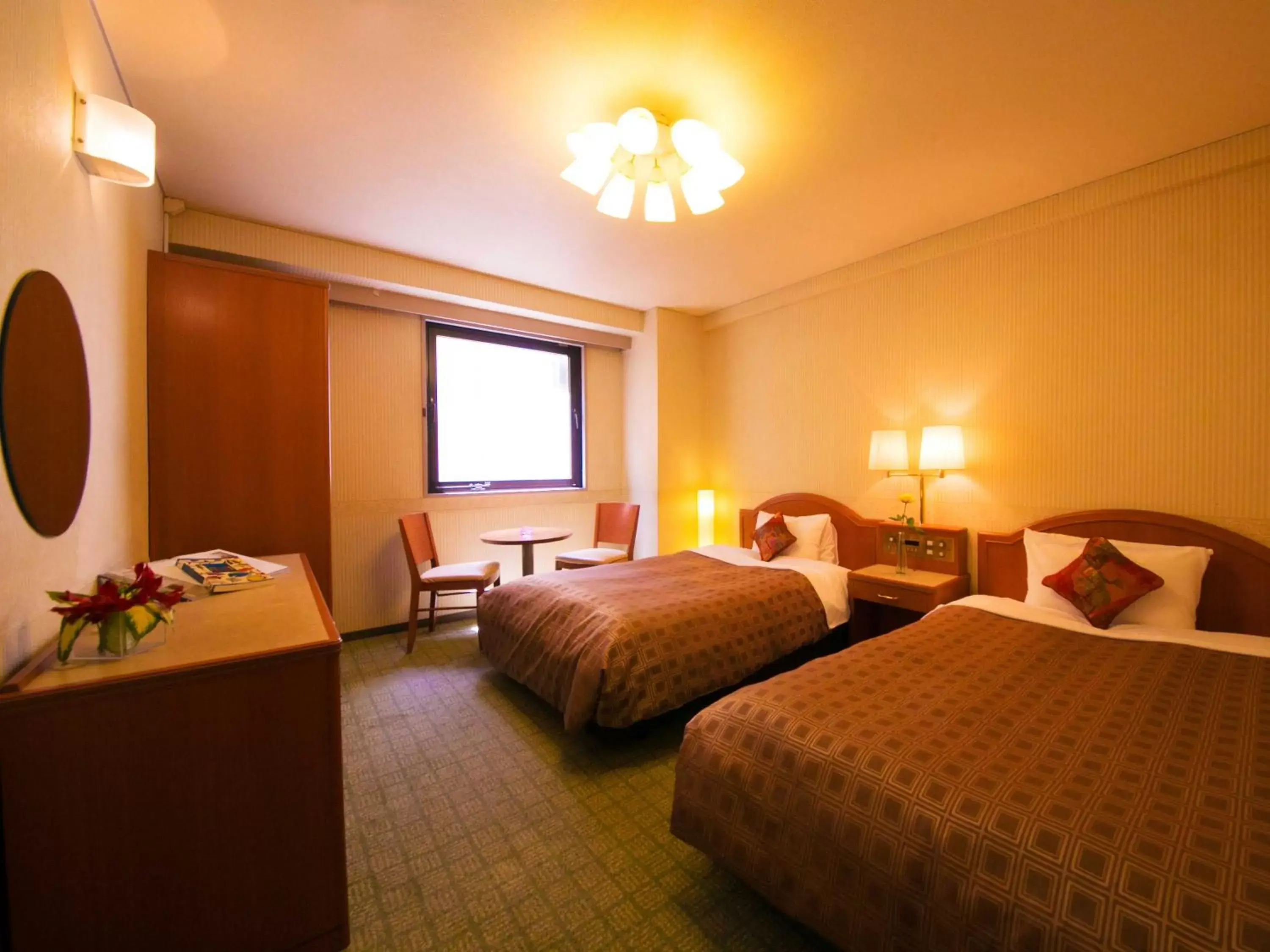 Photo of the whole room, Bed in Numazu Grand Hotel