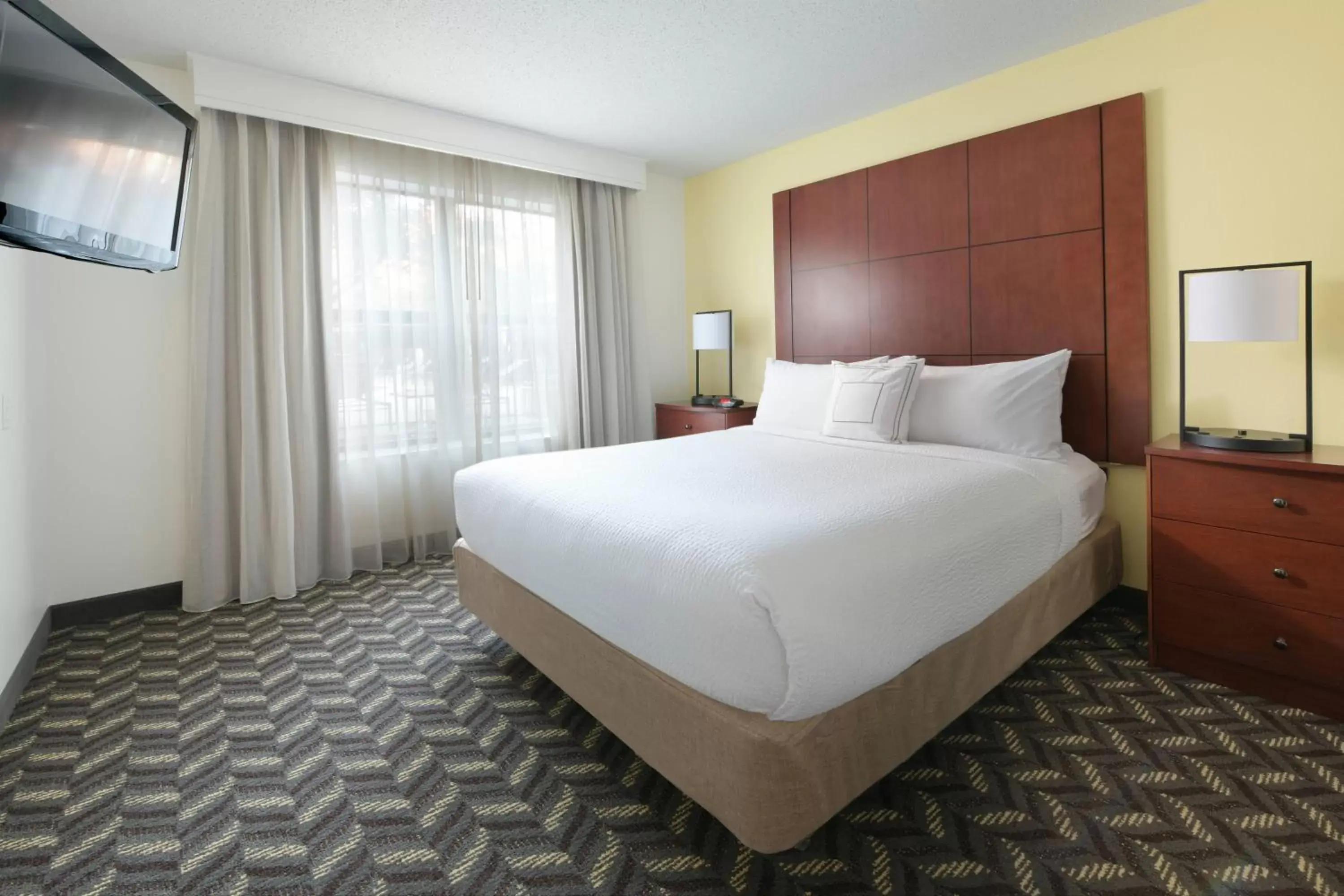 Bedroom, Bed in Residence Inn Dallas Addison/Quorum Drive