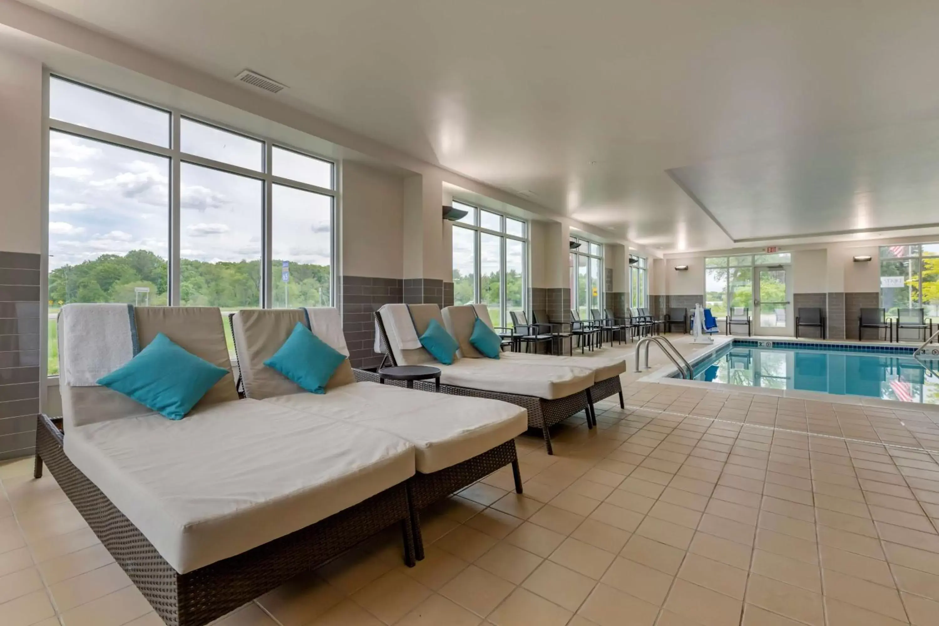 Pool view in Best Western Plus Isanti Pool view in Best Western Plus Isanti