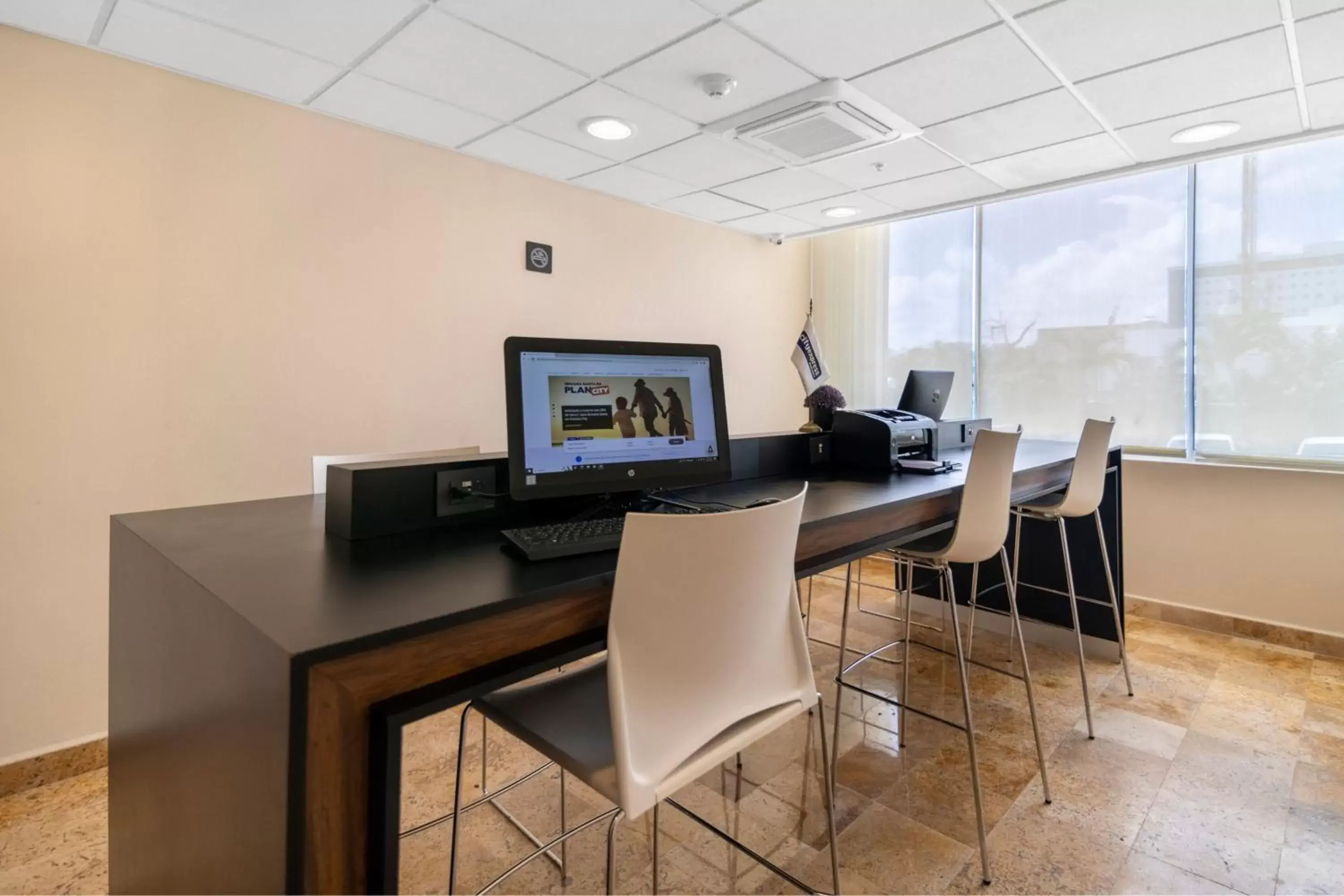 Meeting/conference room in City Express by Marriott Cancun