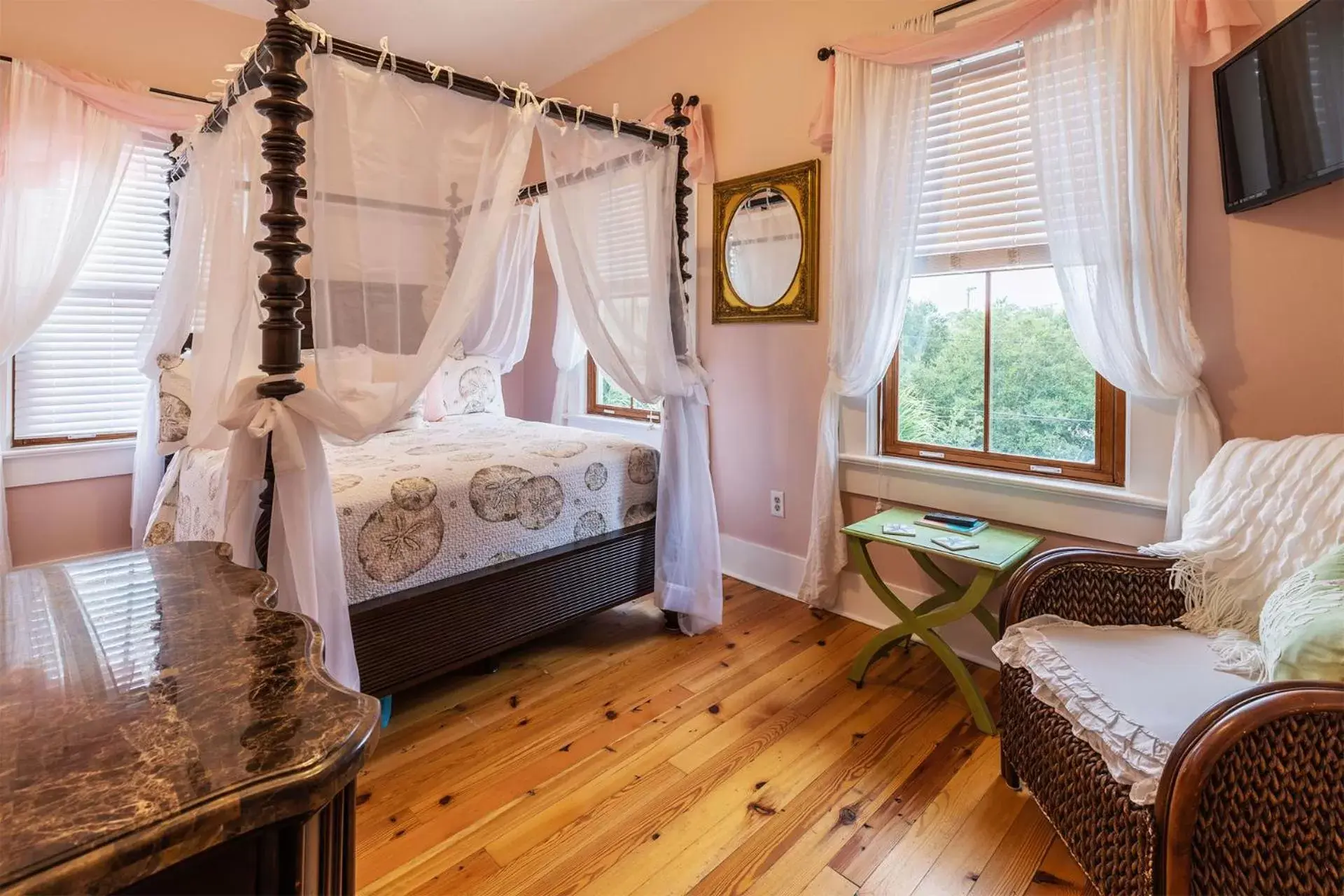 Bed in Surf Song Bed & Breakfast Bed in Surf Song Bed & Breakfast