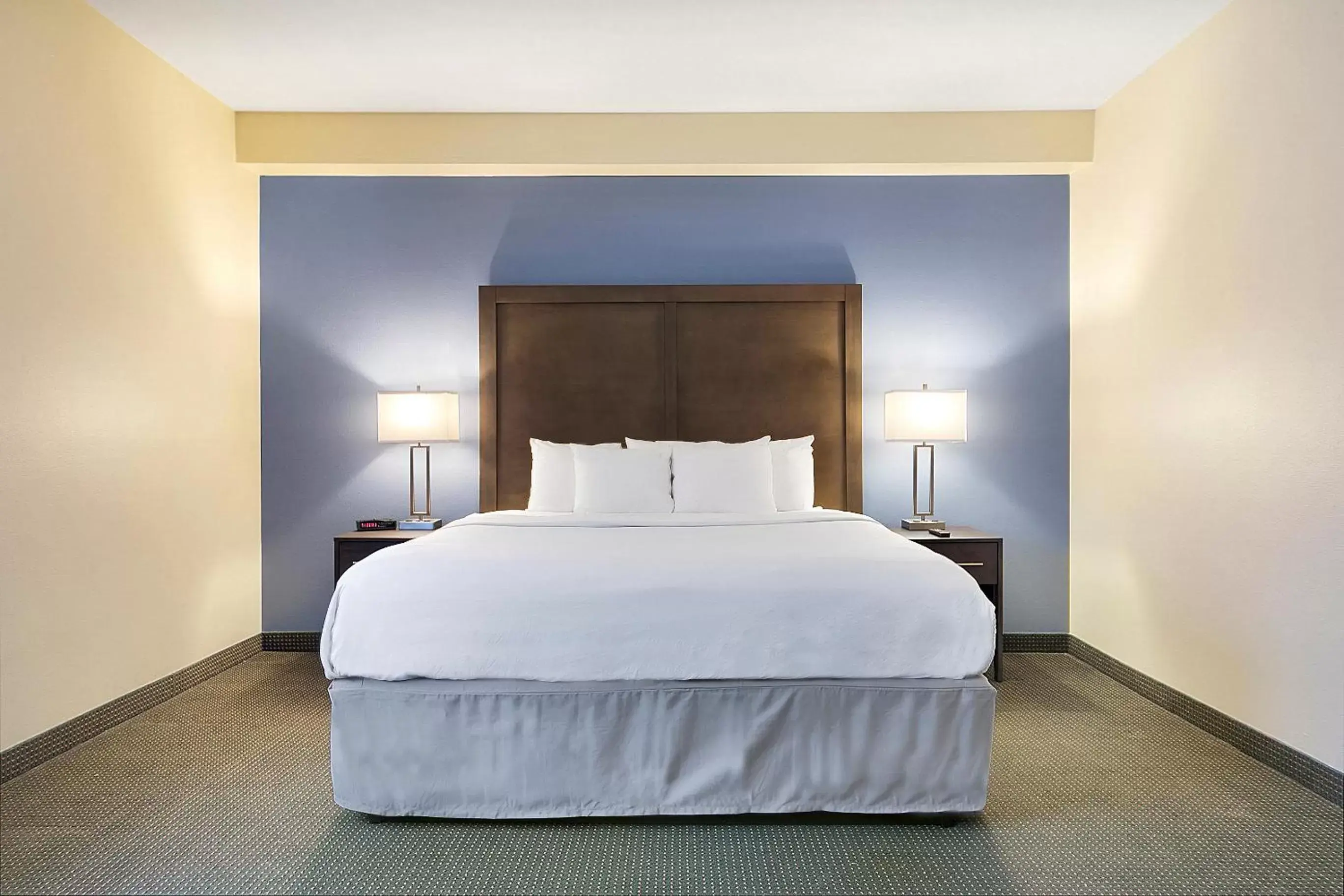 King Suite - Non-Smoking in Days Inn by Wyndham Ellensburg King Suite - Non-Smoking in Days Inn by Wyndham Ellensburg