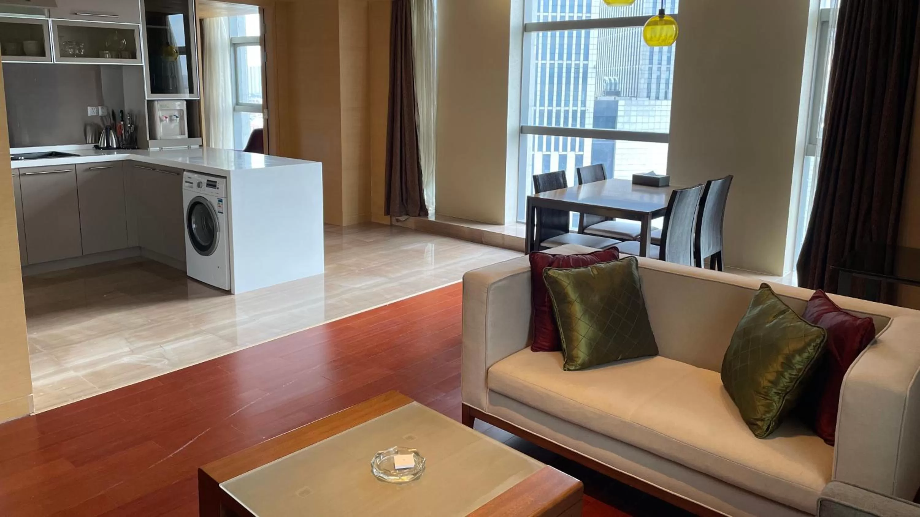 Photo of the whole room in Crowne Plaza Tianjin Meijiangnan by IHG