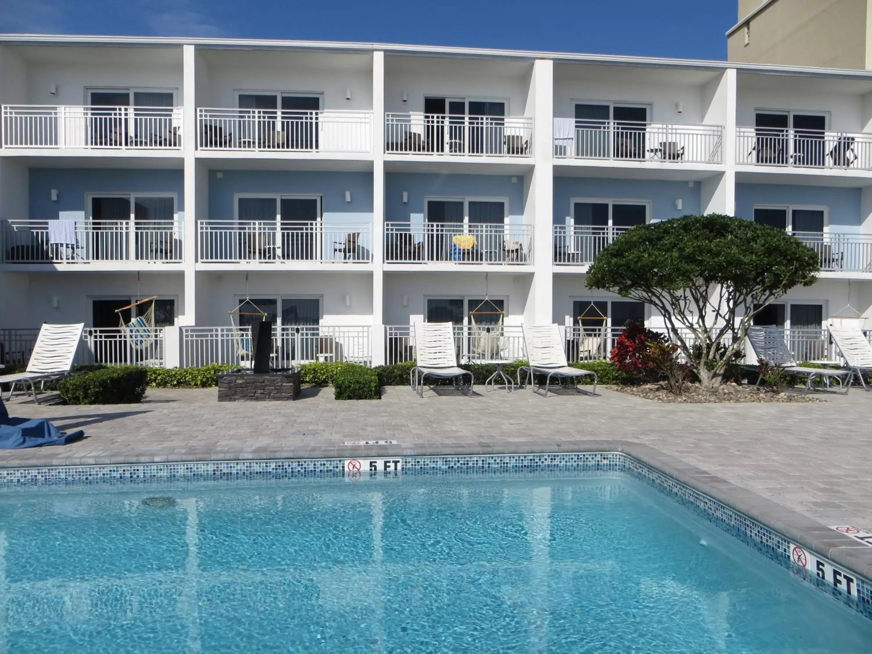 Property building, Swimming Pool in Lotus Boutique Inn and Suites