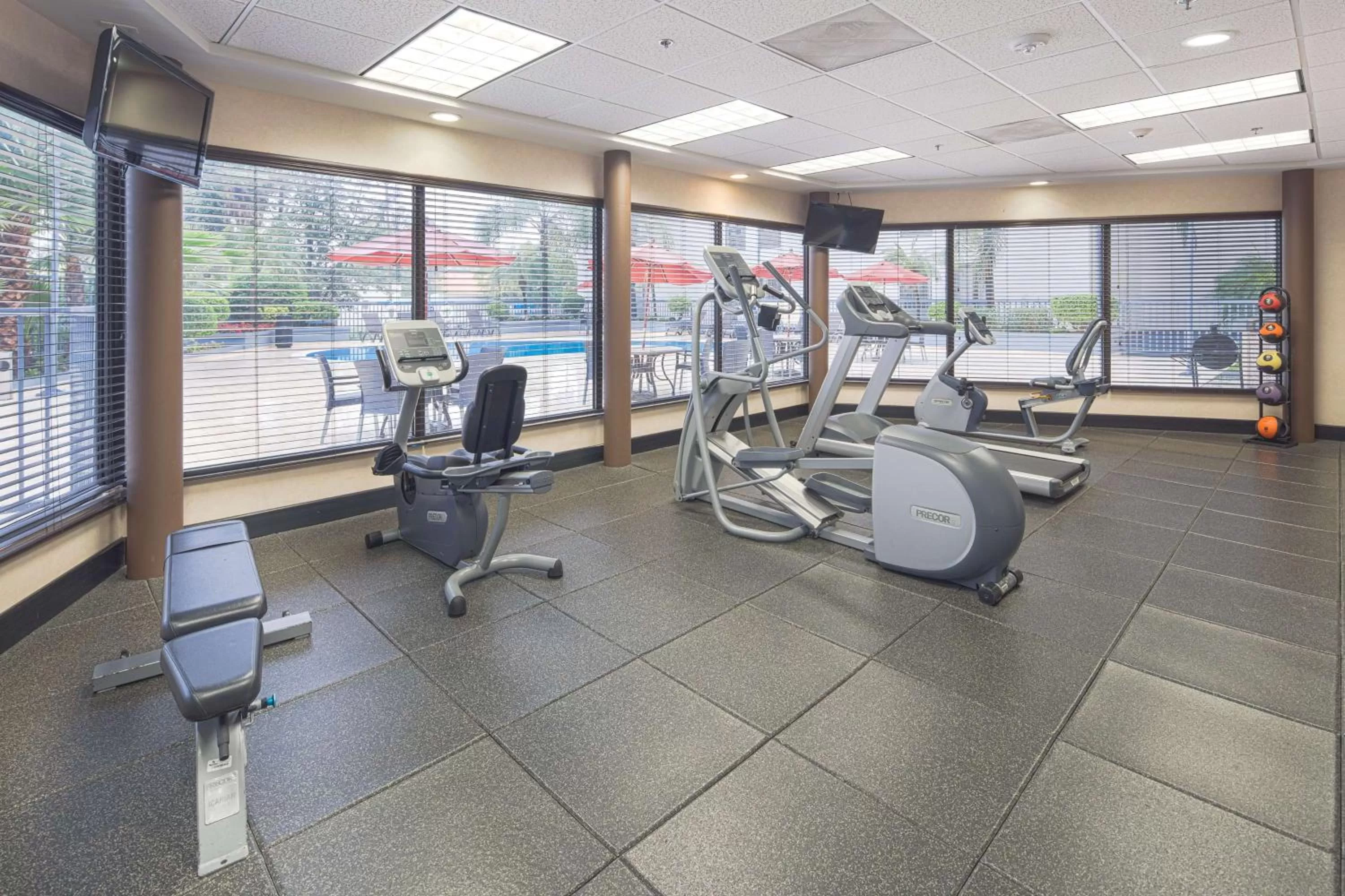 Fitness centre/facilities in Hampton by Hilton Monterrey Galerias Obispado