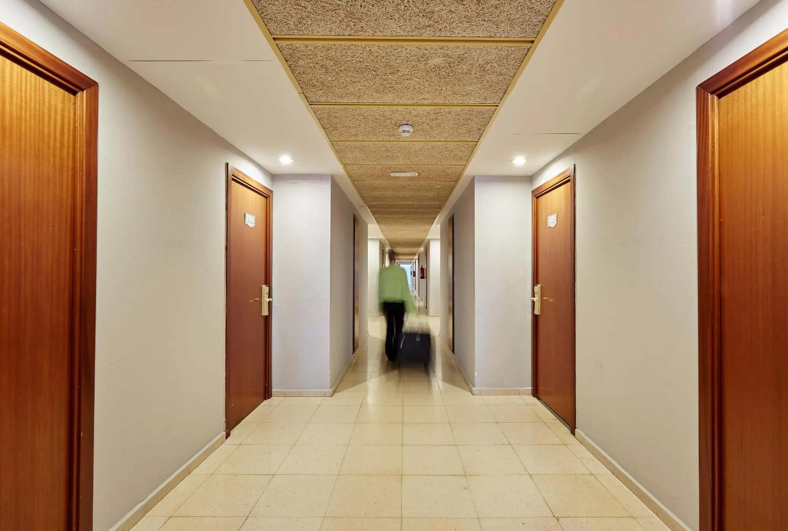 Property building in Hotel Surf Mar Property building in Hotel Surf Mar