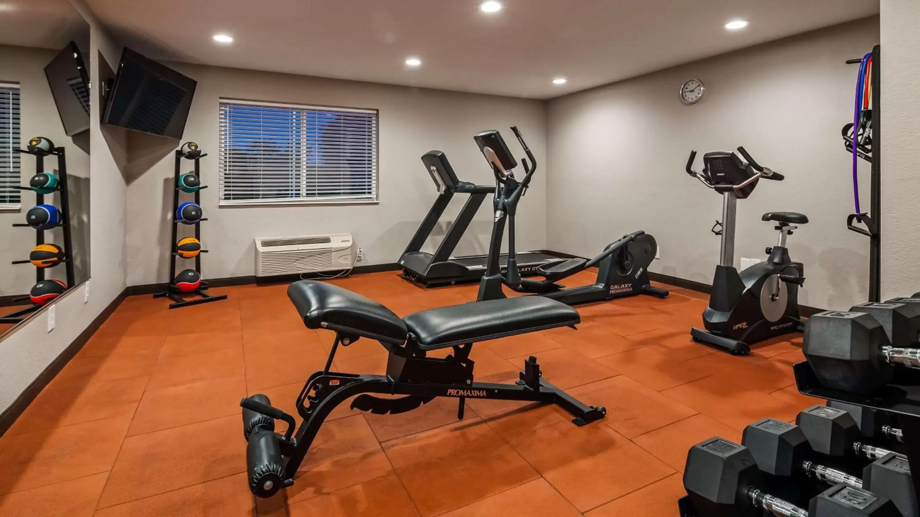 Fitness centre/facilities in Best Western DeWitt Fitness centre/facilities in Best Western DeWitt