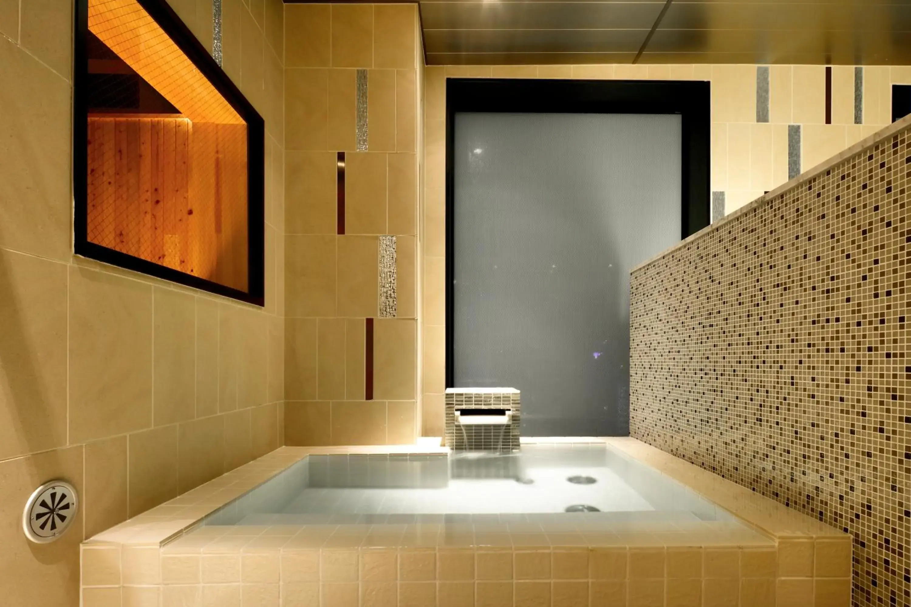 Spa and wellness centre/facilities in Candeo Hotels Tokyo Roppongi