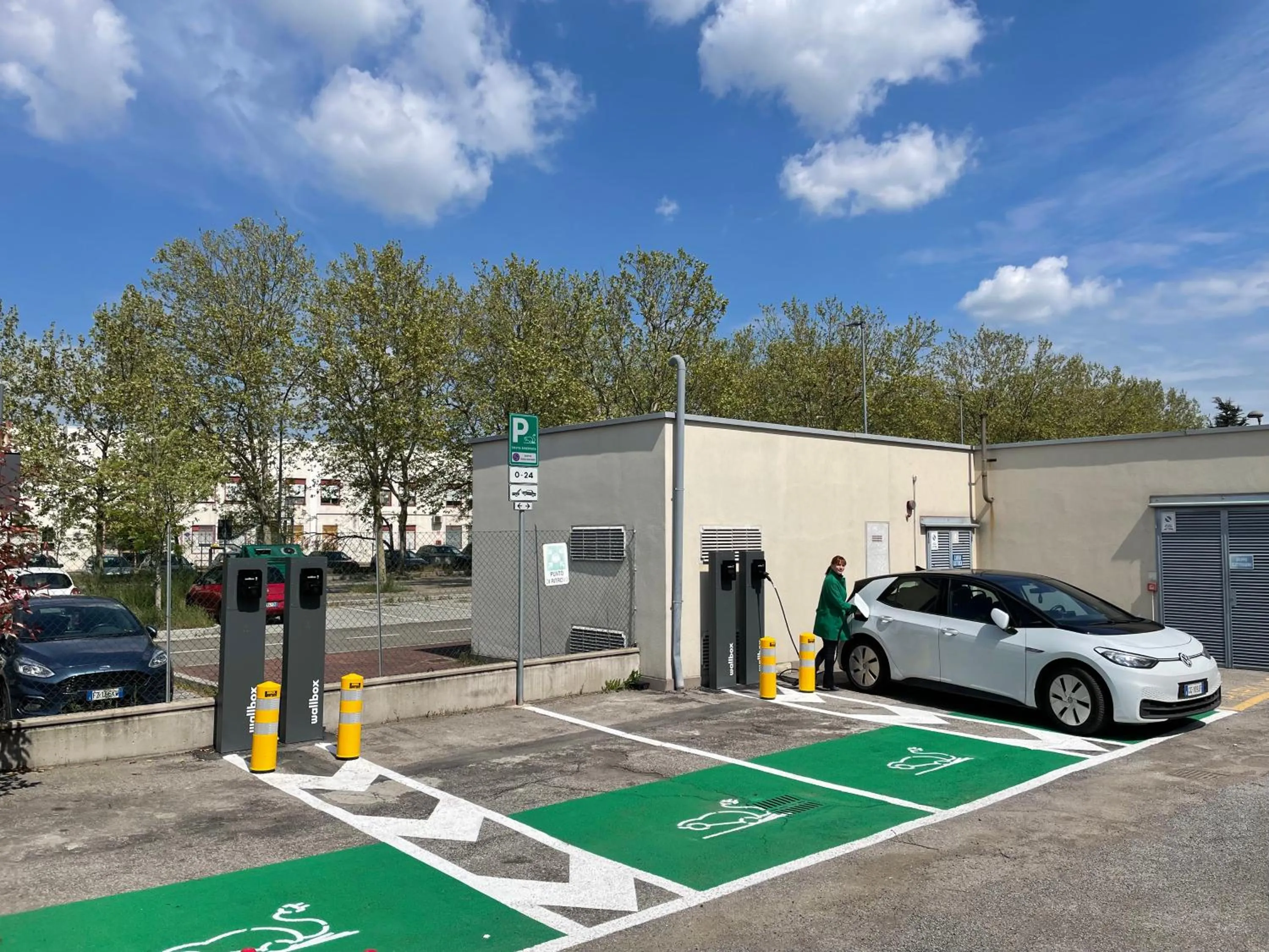 Parking in Hotel Cosmopolitan Bologna