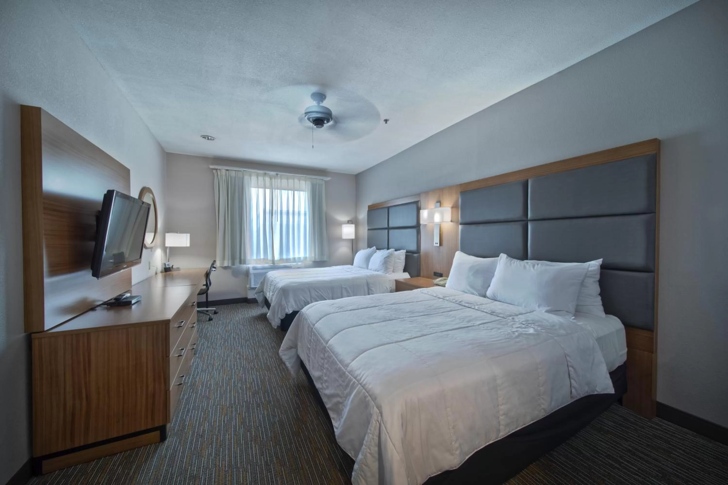 Bedroom, Bed in Wingate by Wyndham Houston Bush Intercontinental Airport