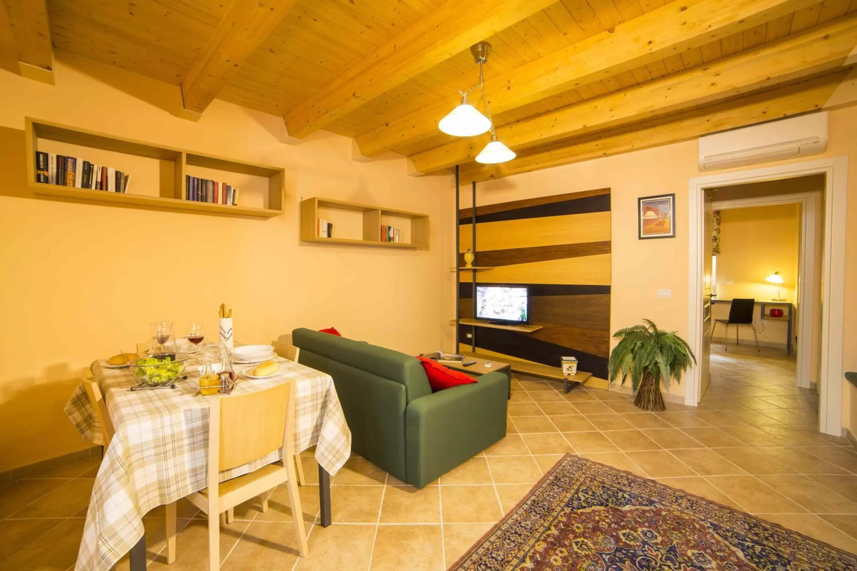 Kitchen or kitchenette, Dining Area in Dimora De Mauro