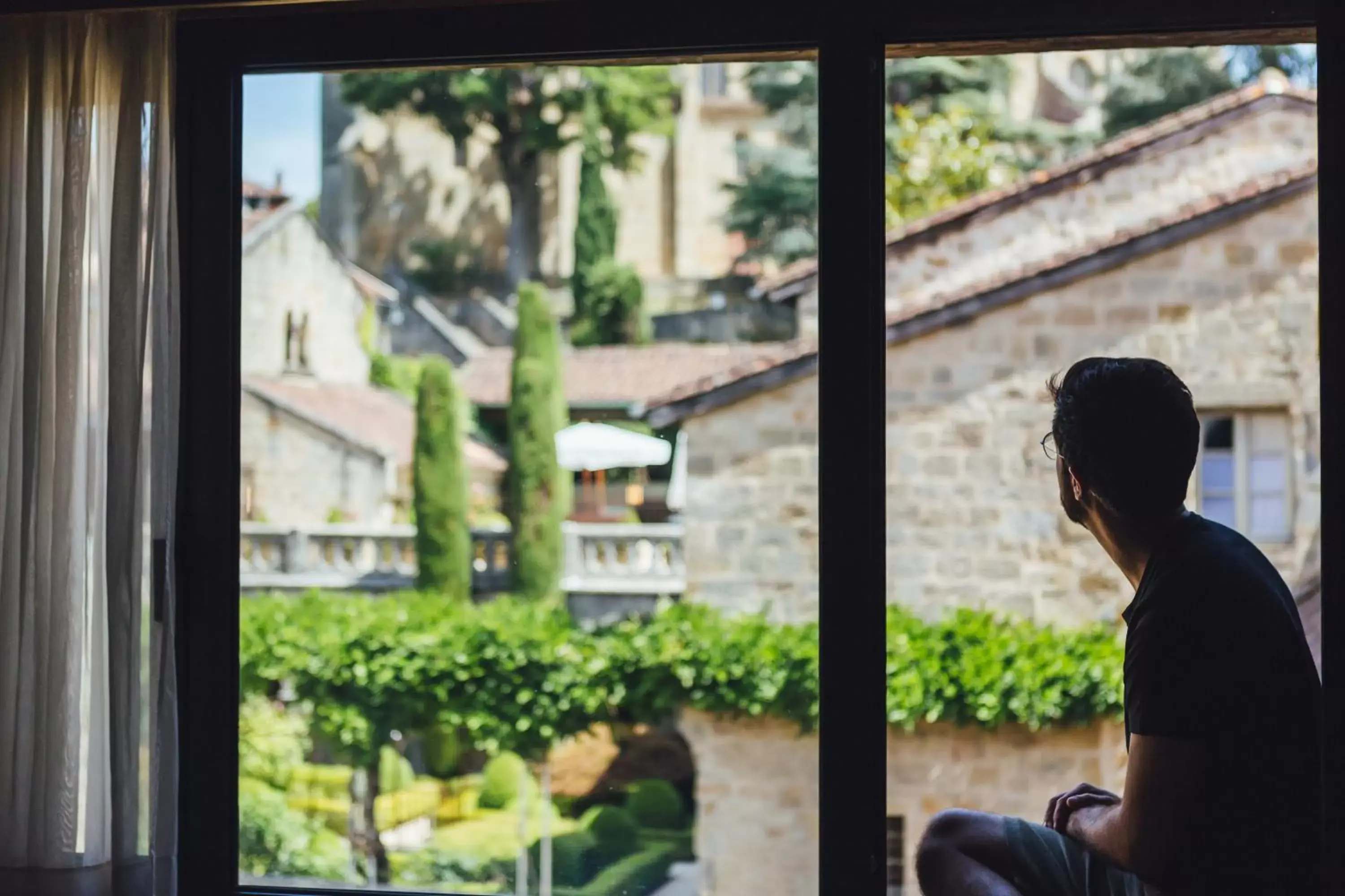 Garden view in Mercure Figeac Viguier du Roy