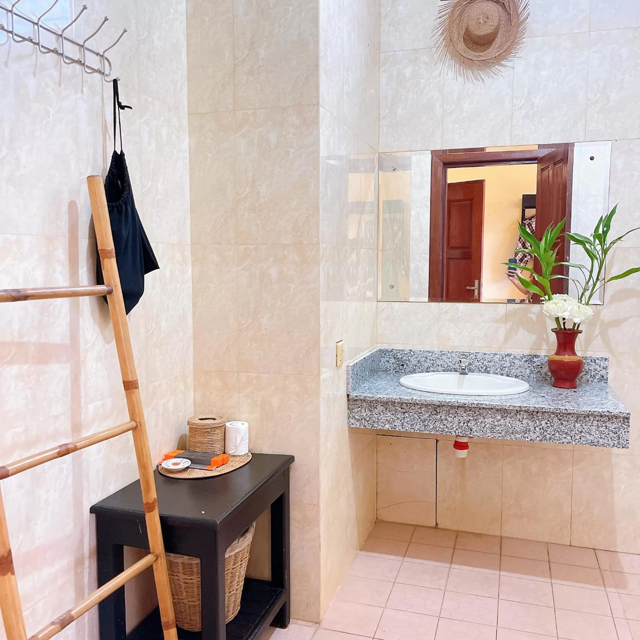 Bathroom in Central Privilege Hotel