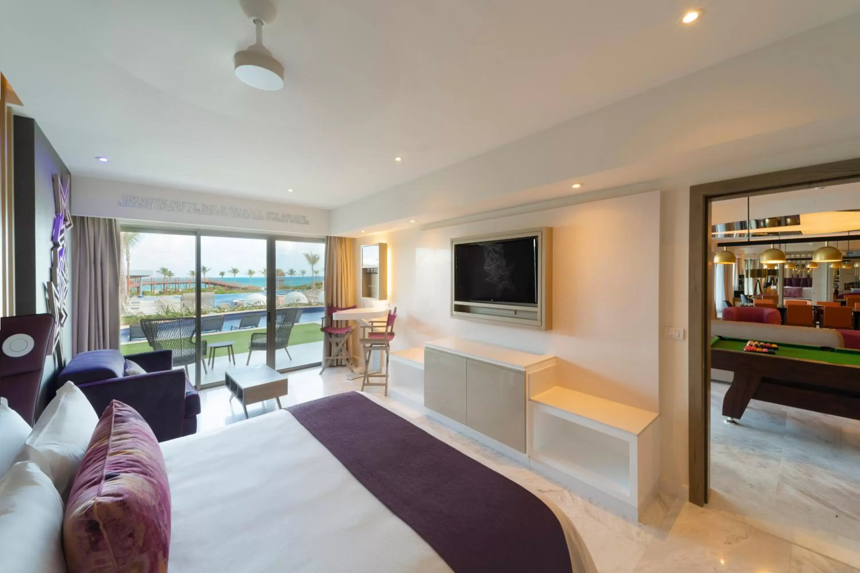 Bedroom, TV/Entertainment Center in Planet Hollywood Cancun, An Autograph Collection All-Inclusive Resort