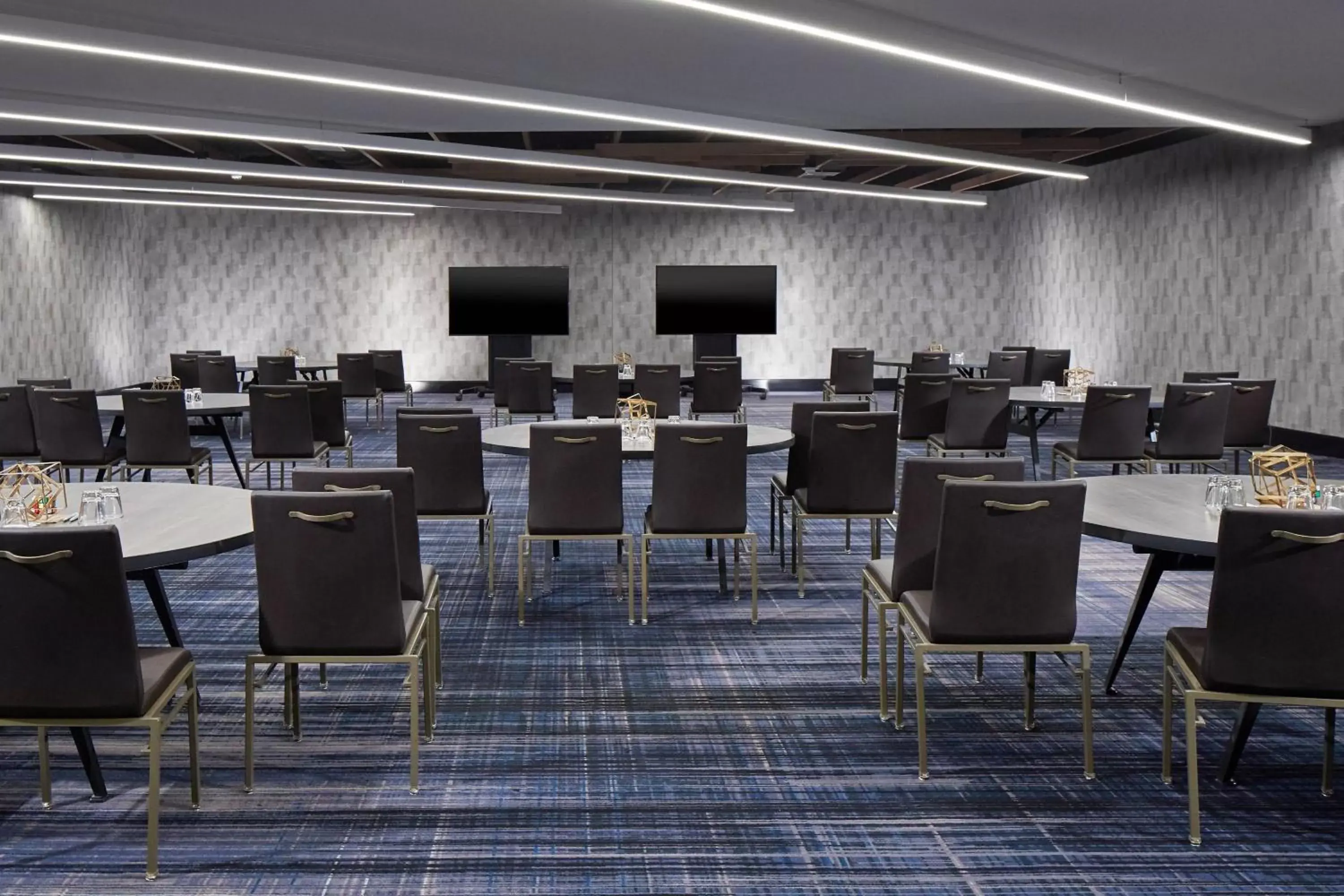 Meeting/conference room in Renaissance Nashville Hotel