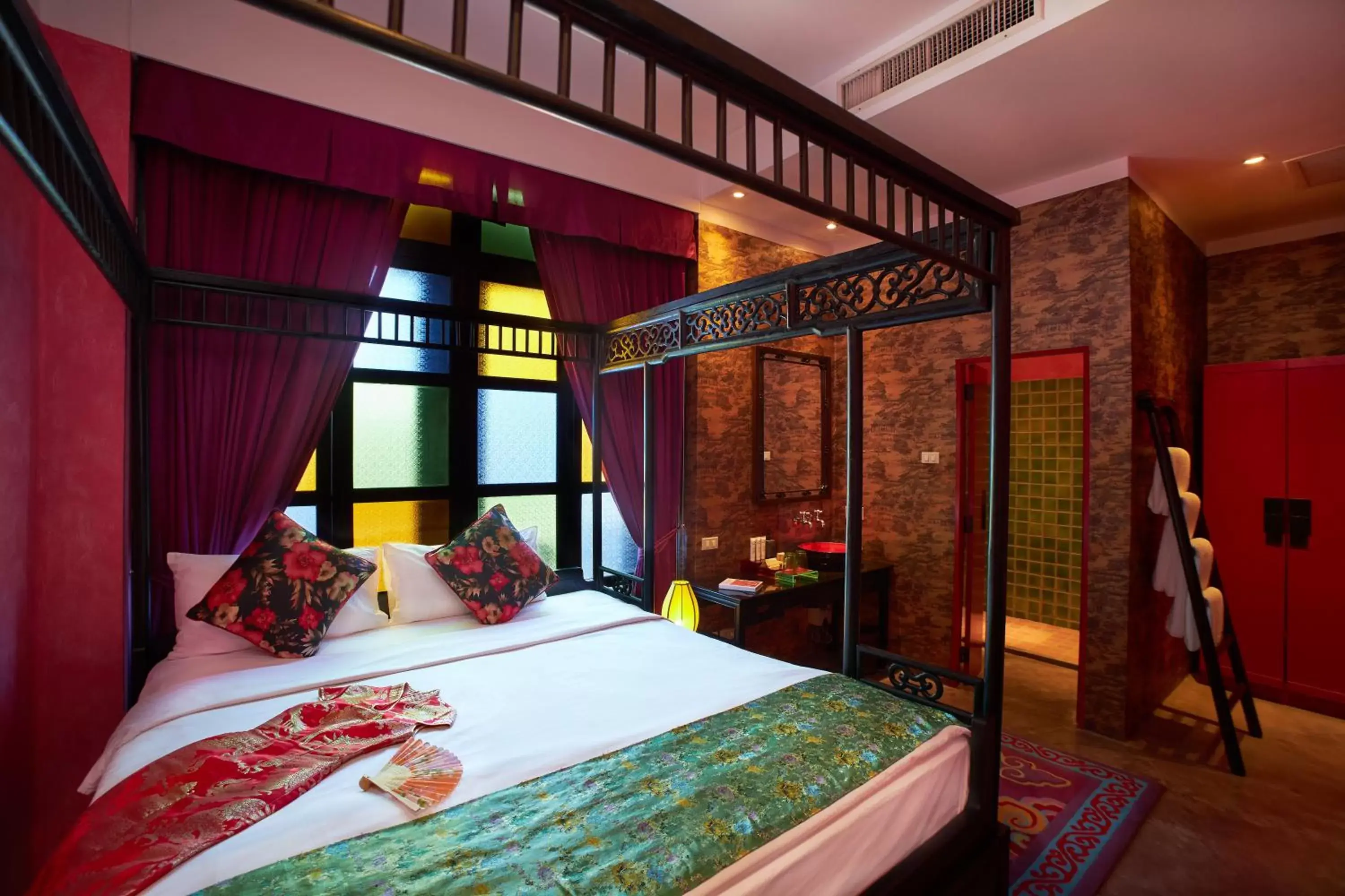 Bedroom, Bed in Shanghai Mansion Bangkok - SHA Extra Plus