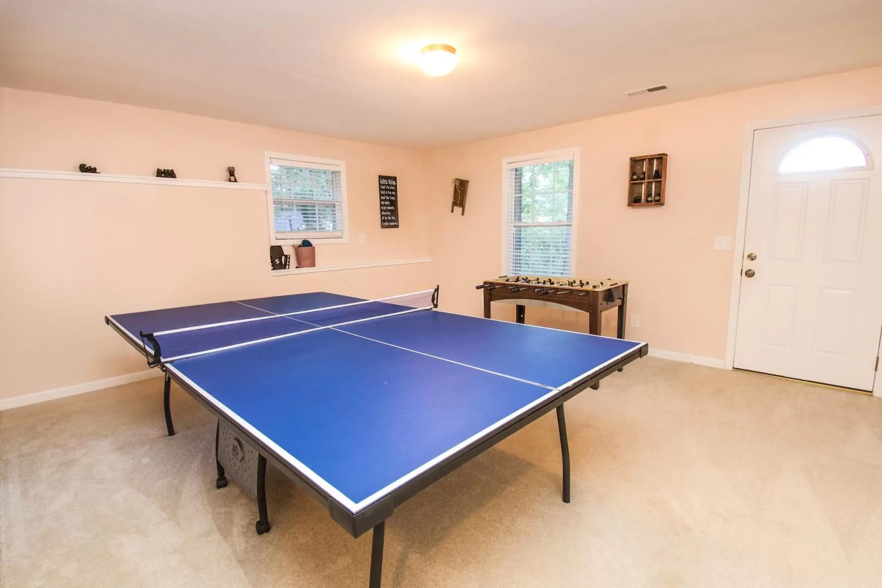 Game Room, Table Tennis in Paradise Hills, Winery Resort & Spa
