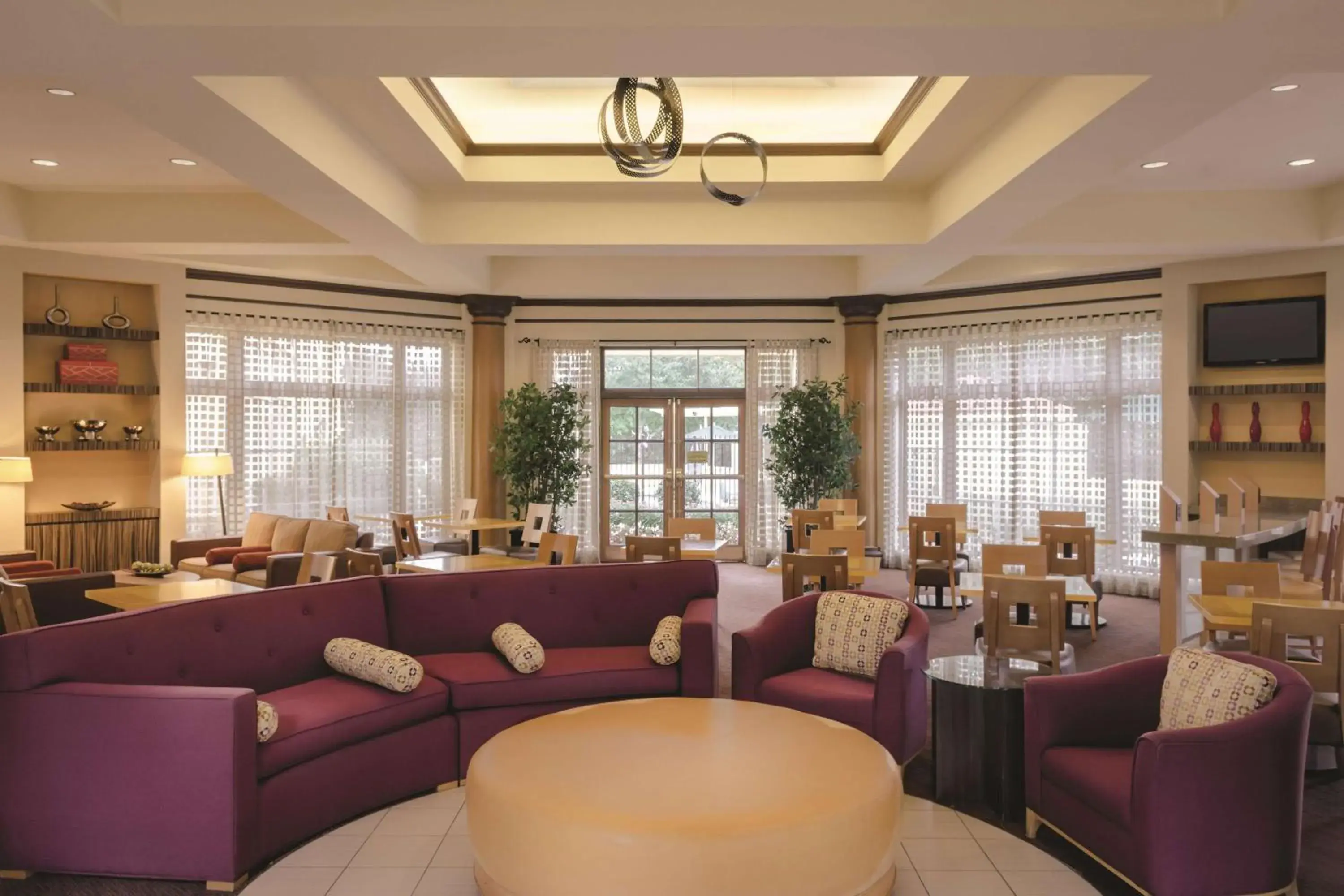 Lobby or reception in La Quinta by Wyndham Memphis Primacy Parkway