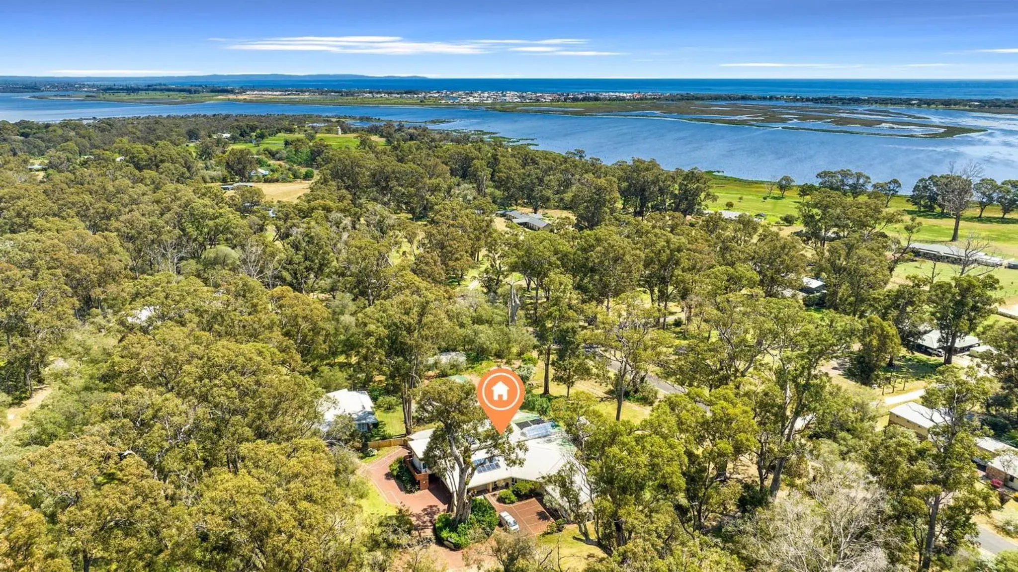 Bird's-eye View in Inn The Tuarts Guest Lodge Busselton Accommodation - Adults Only